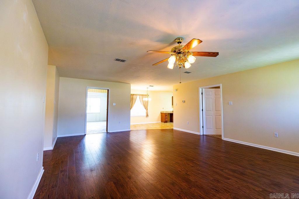 DOVE CREEK - Residential