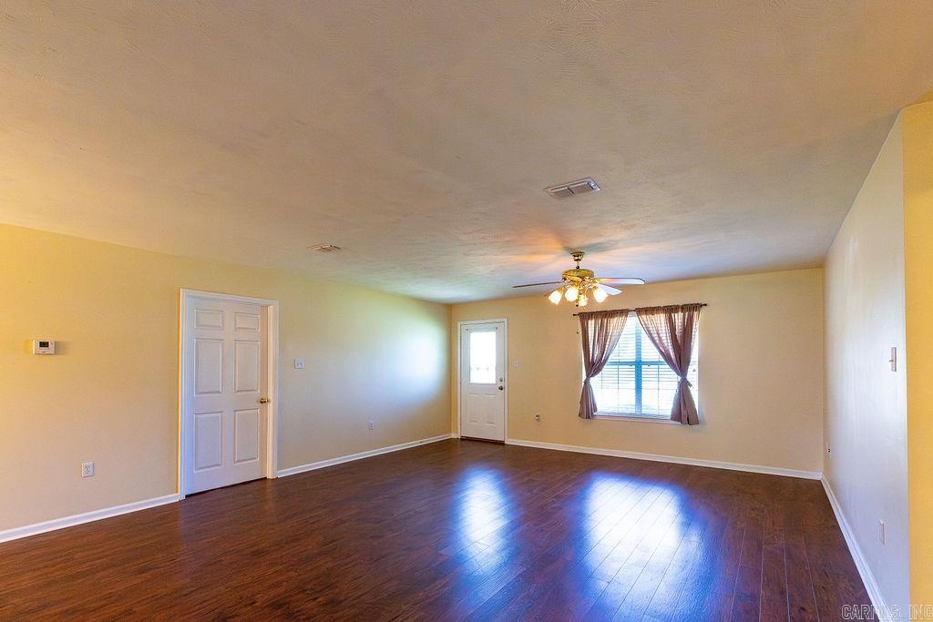 DOVE CREEK - Residential