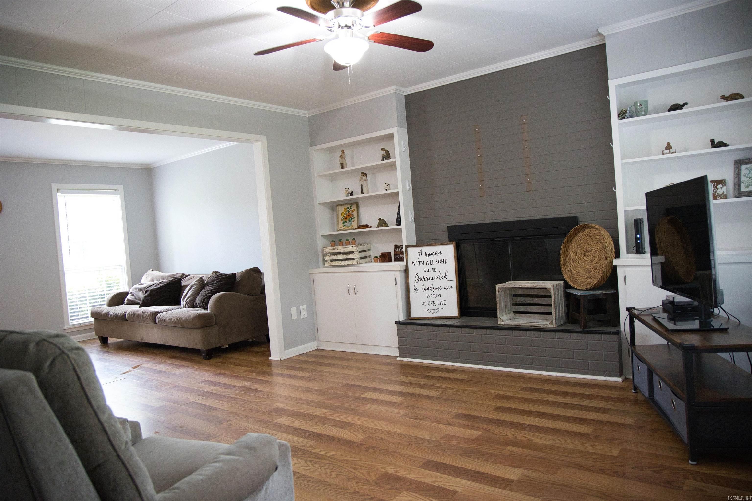 MCKAY - Residential