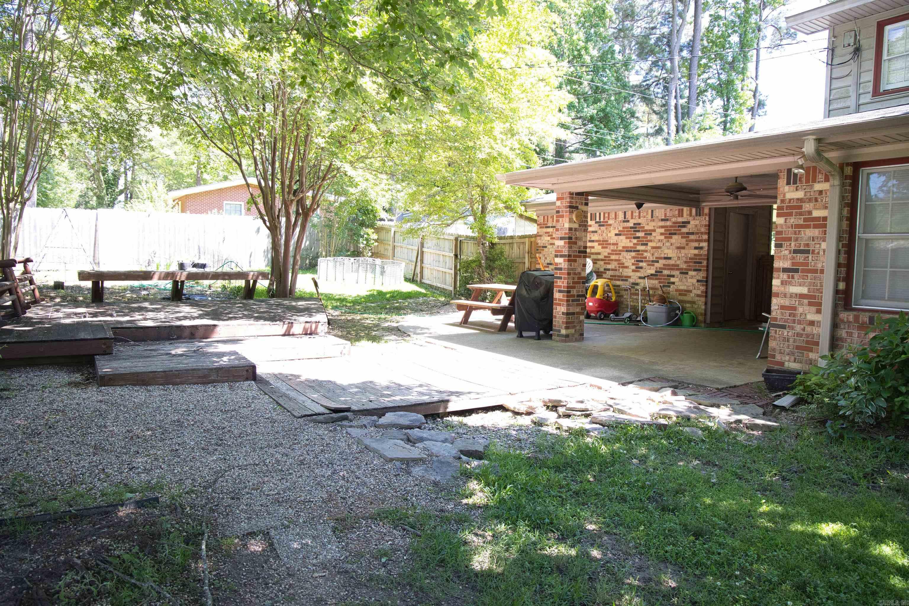 MCKAY - Residential
