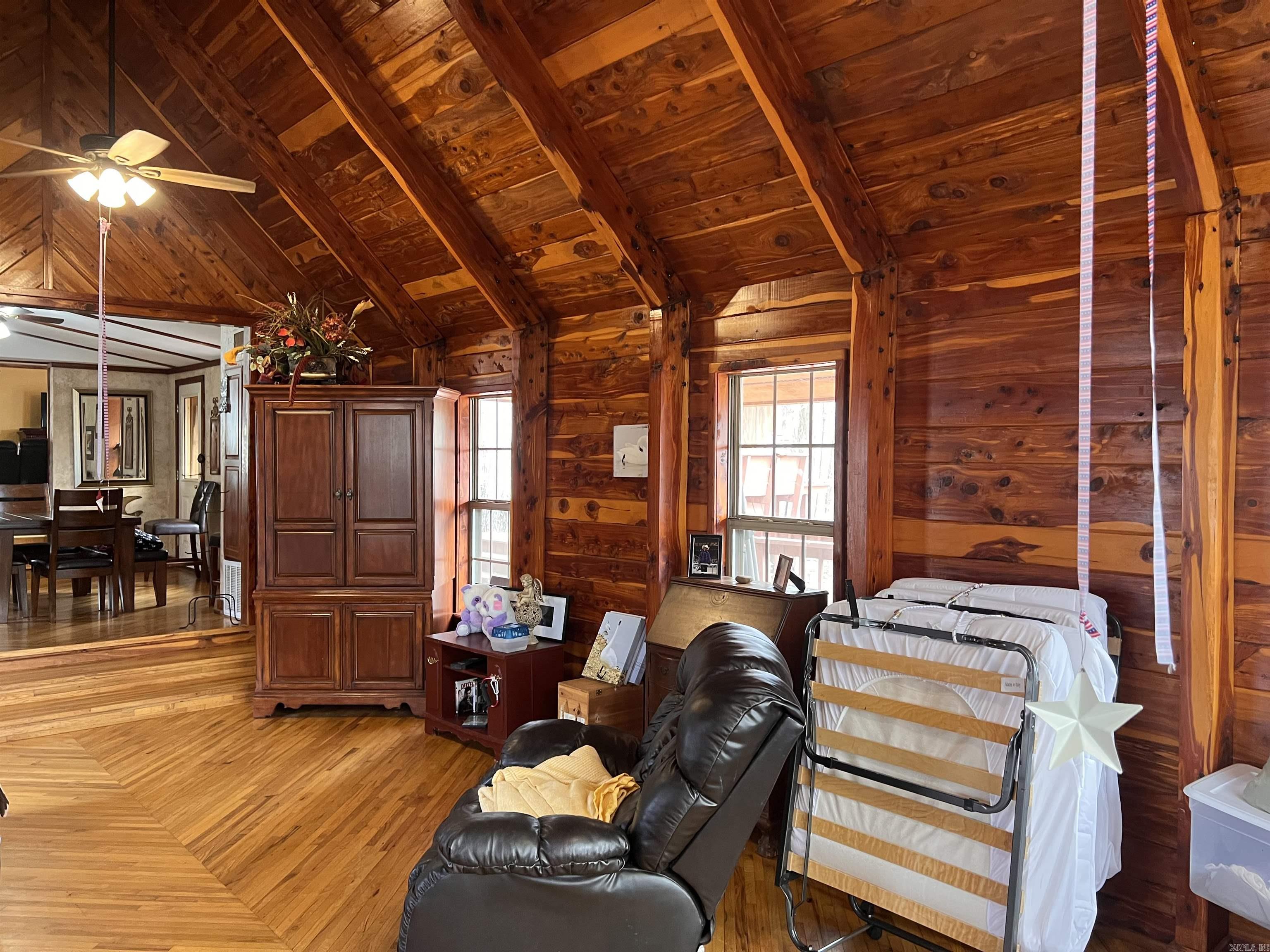 HIDDEN VALLEY ESTATES - Residential