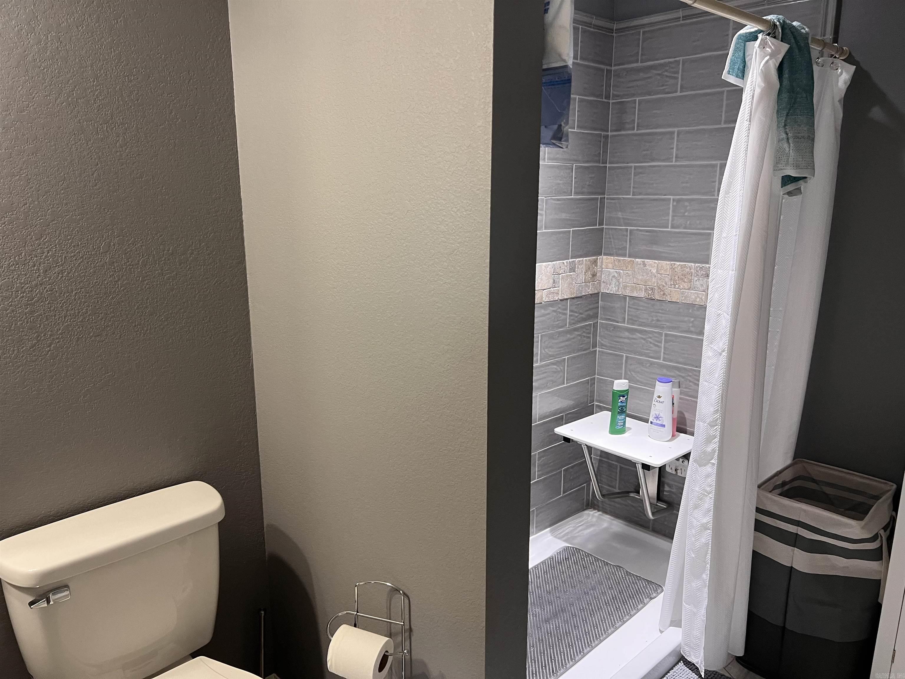 HIDDEN VALLEY ESTATES - Residential