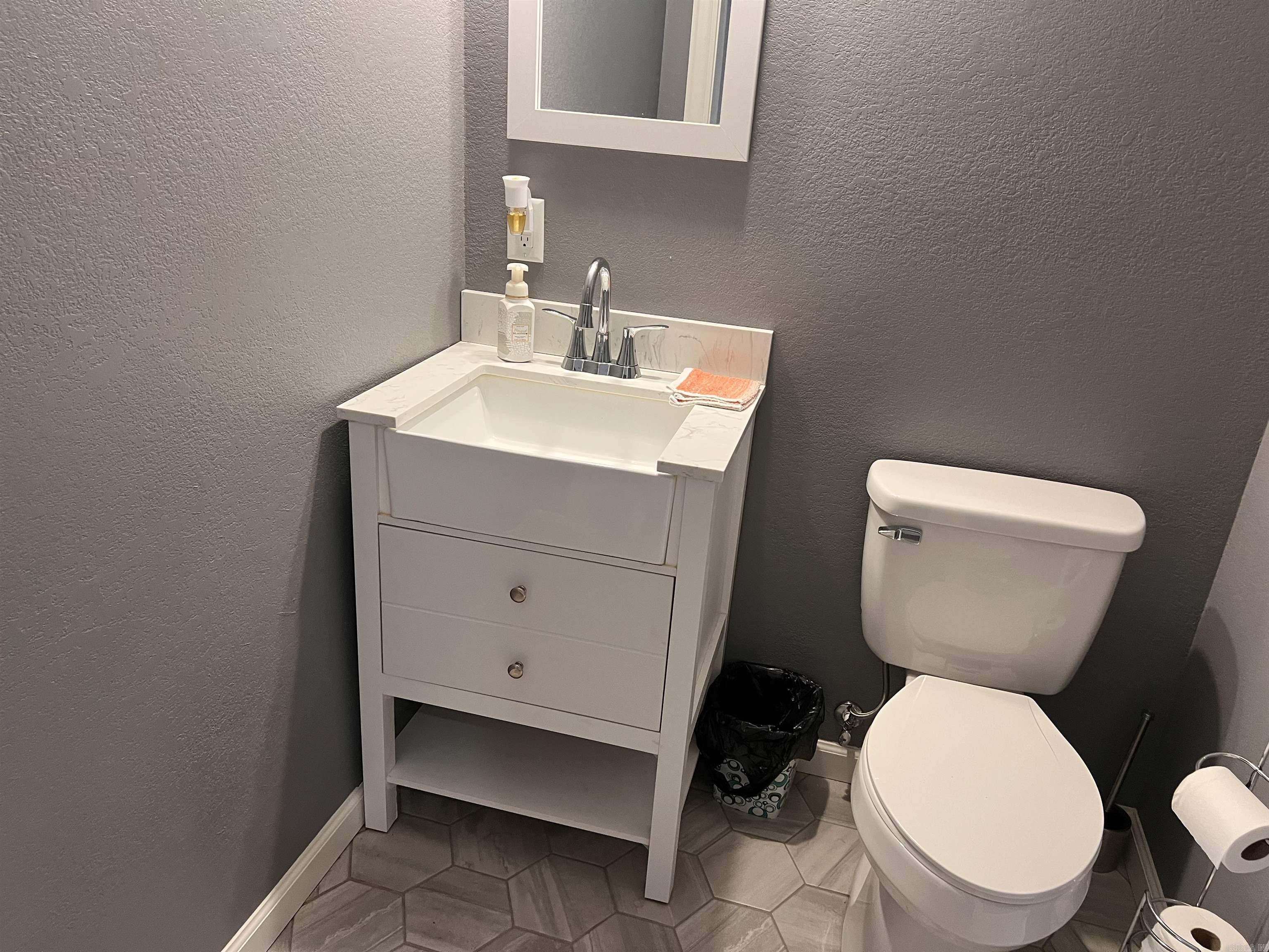 HIDDEN VALLEY ESTATES - Residential