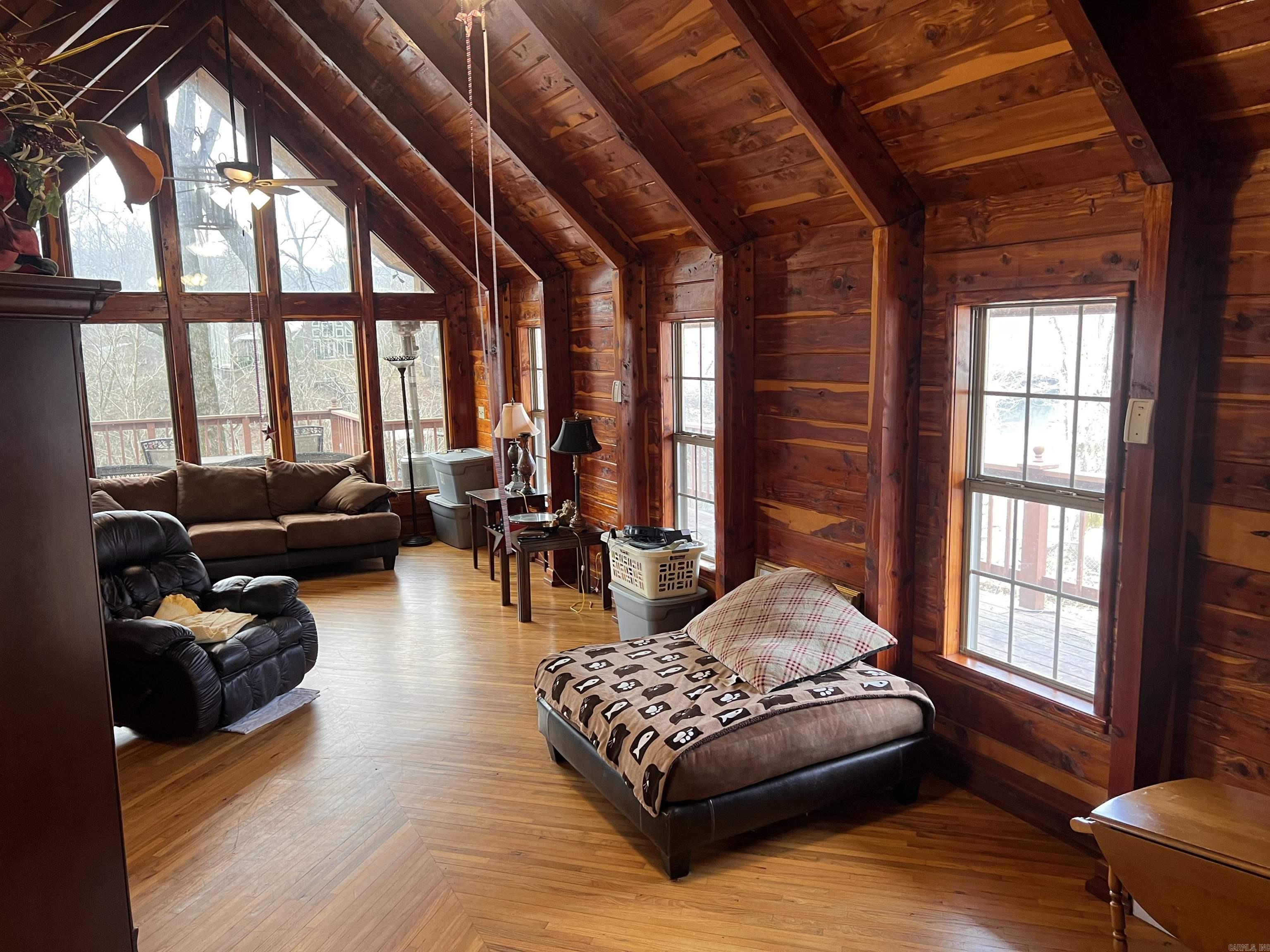 HIDDEN VALLEY ESTATES - Residential