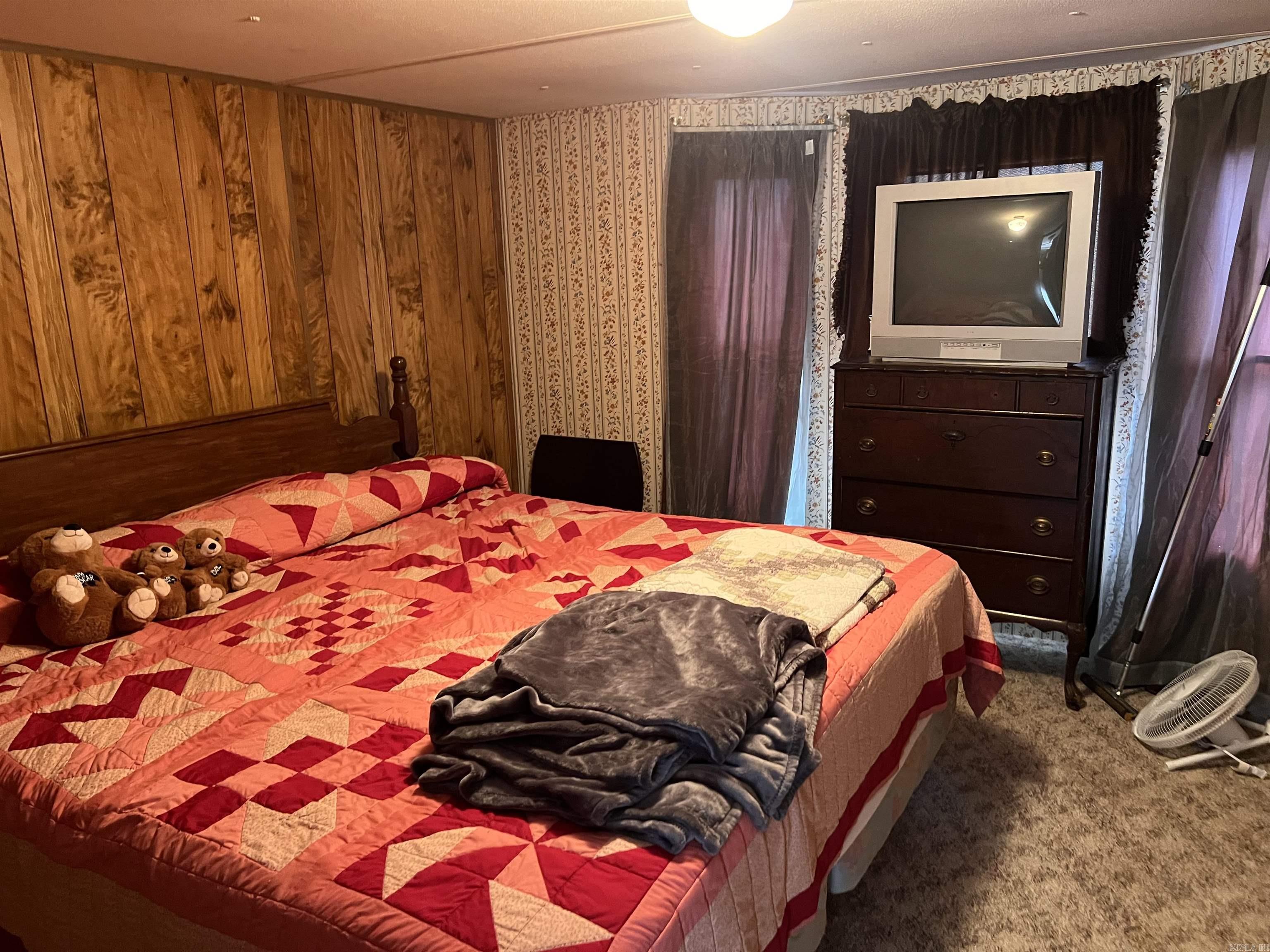 HIDDEN VALLEY ESTATES - Residential