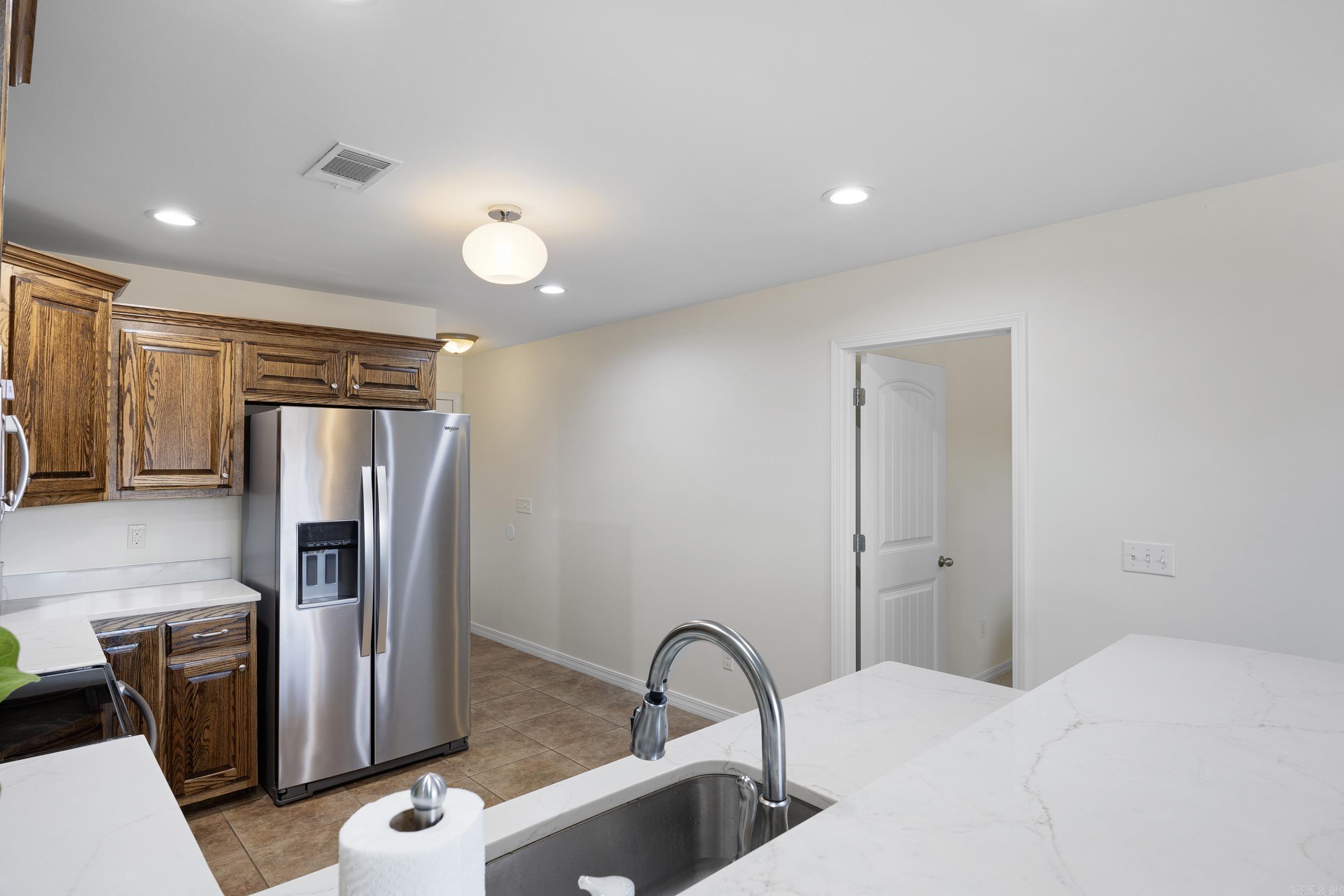 SHILOH MANOR - Residential