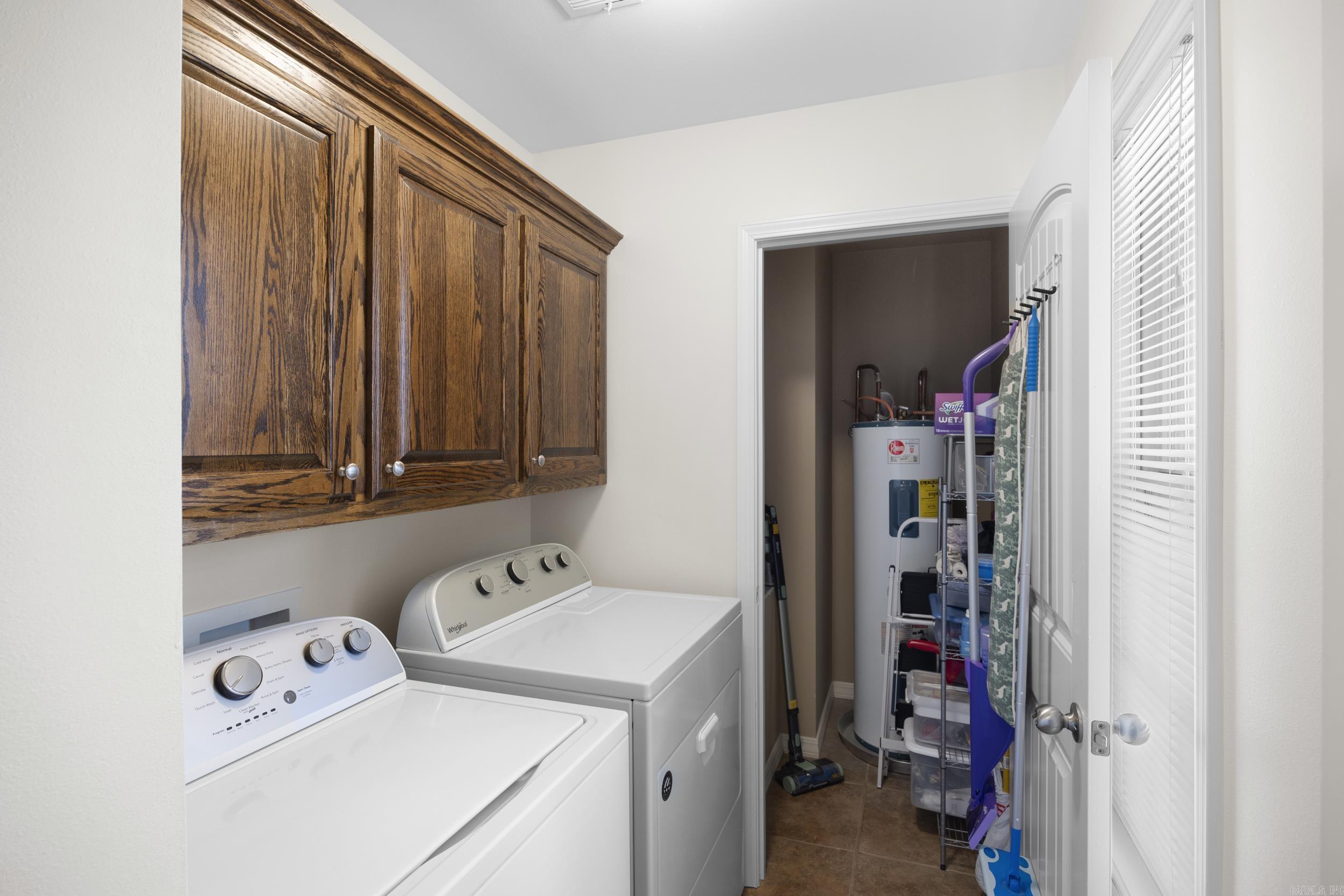 SHILOH MANOR - Residential