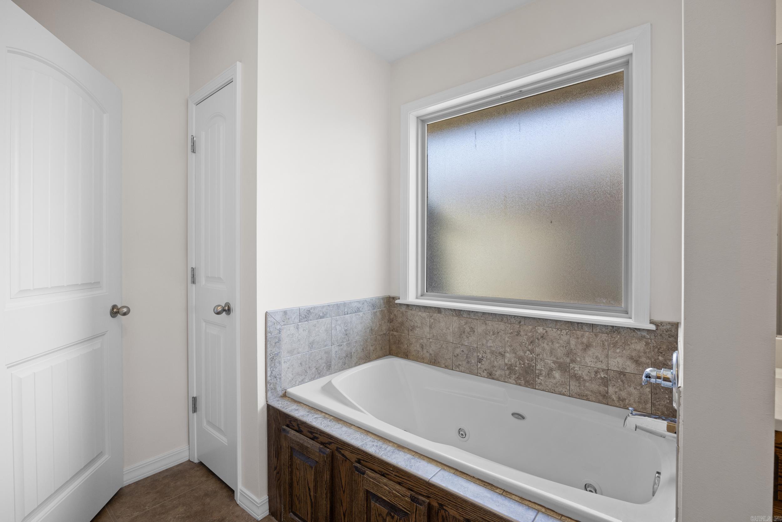 SHILOH MANOR - Residential