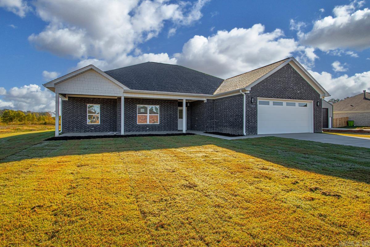 WINCHESTER ESTATES - Residential