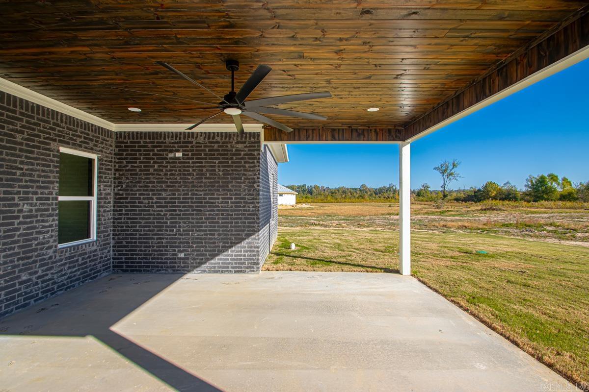 WINCHESTER ESTATES - Residential