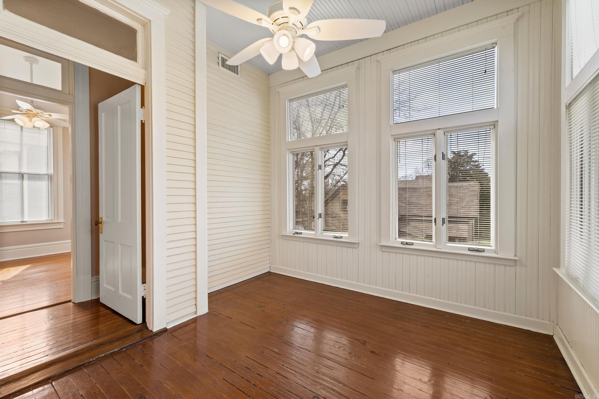 Weldon E Wrights - Residential