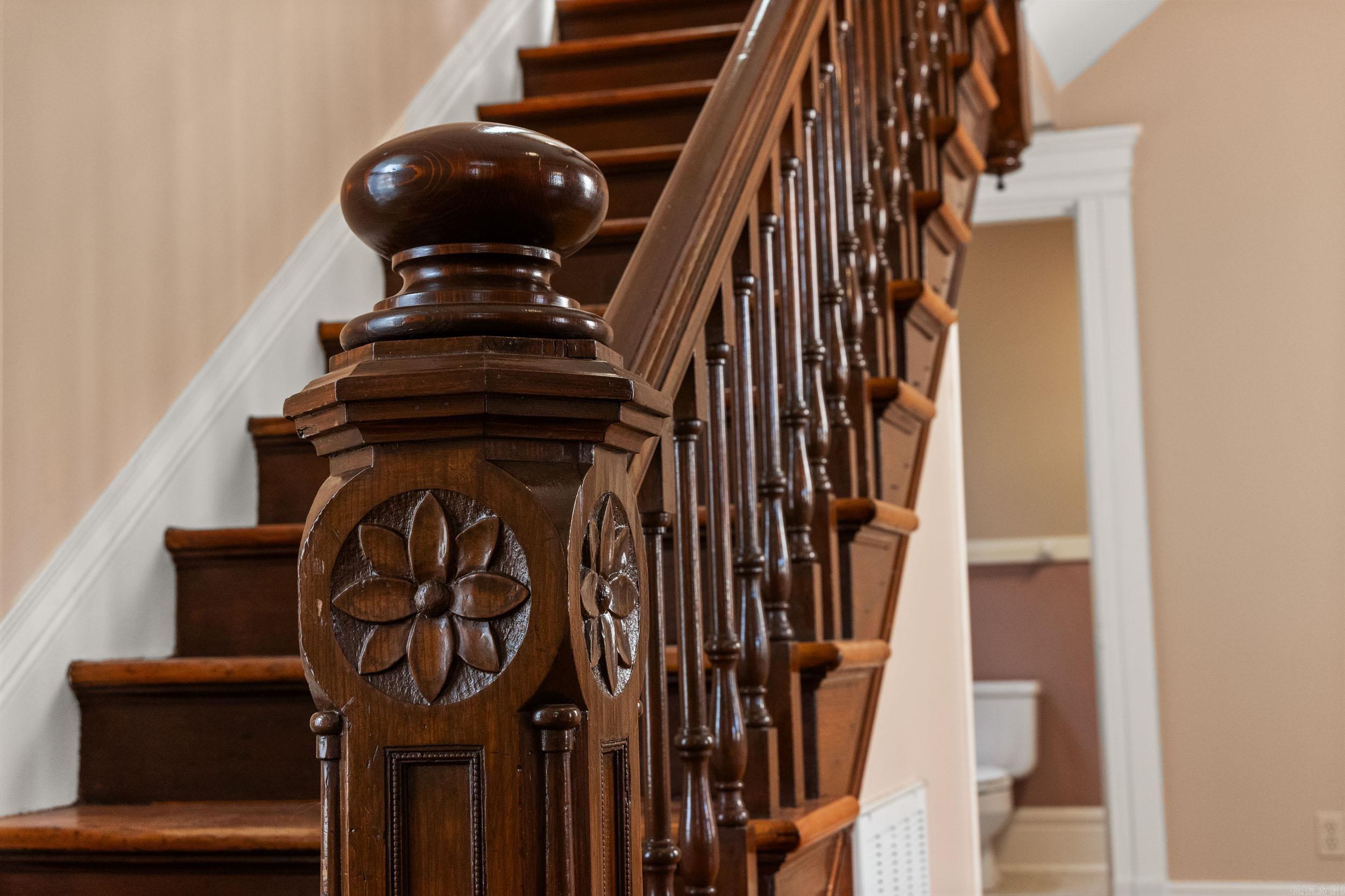 Weldon E Wrights - Residential