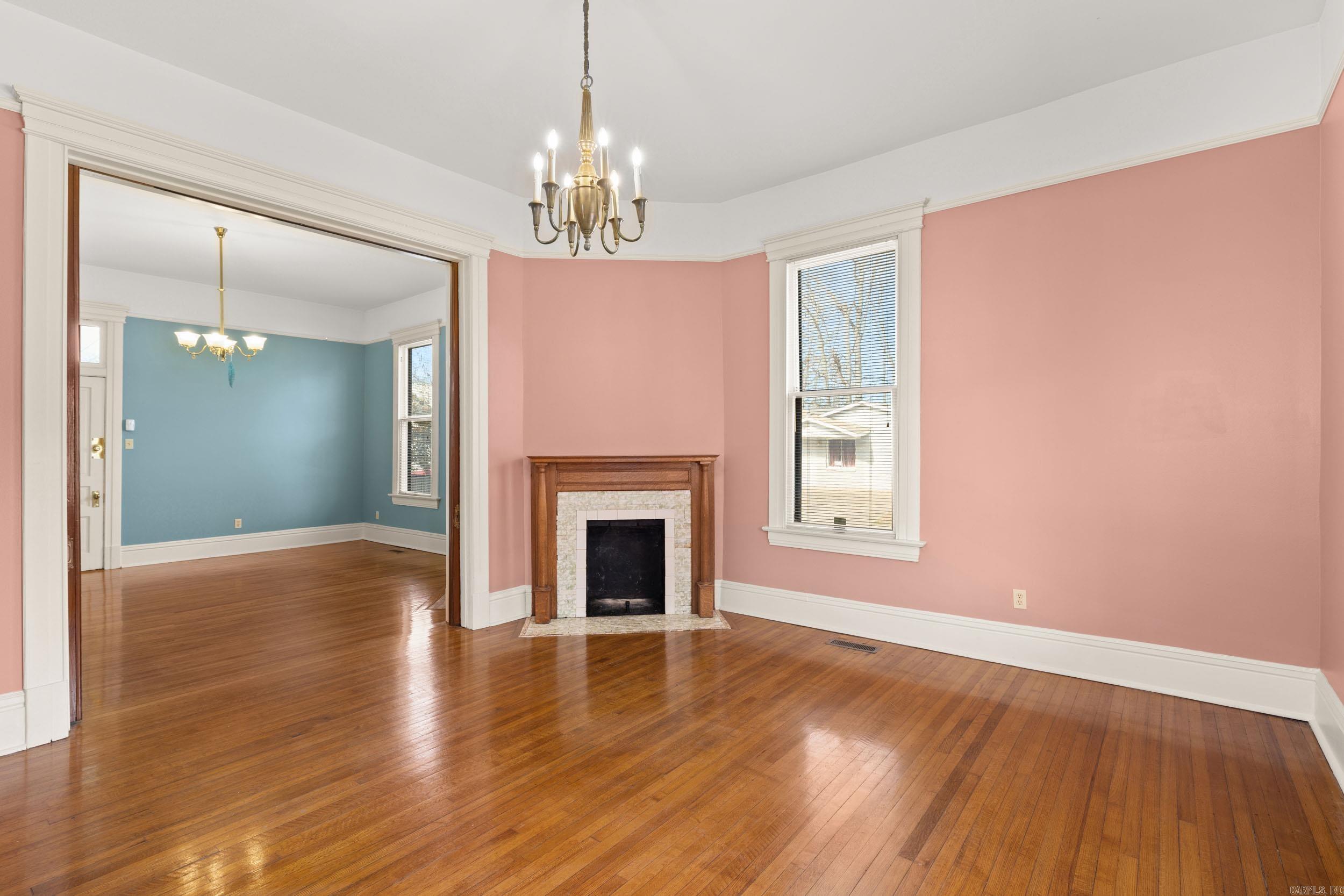 Weldon E Wrights - Residential