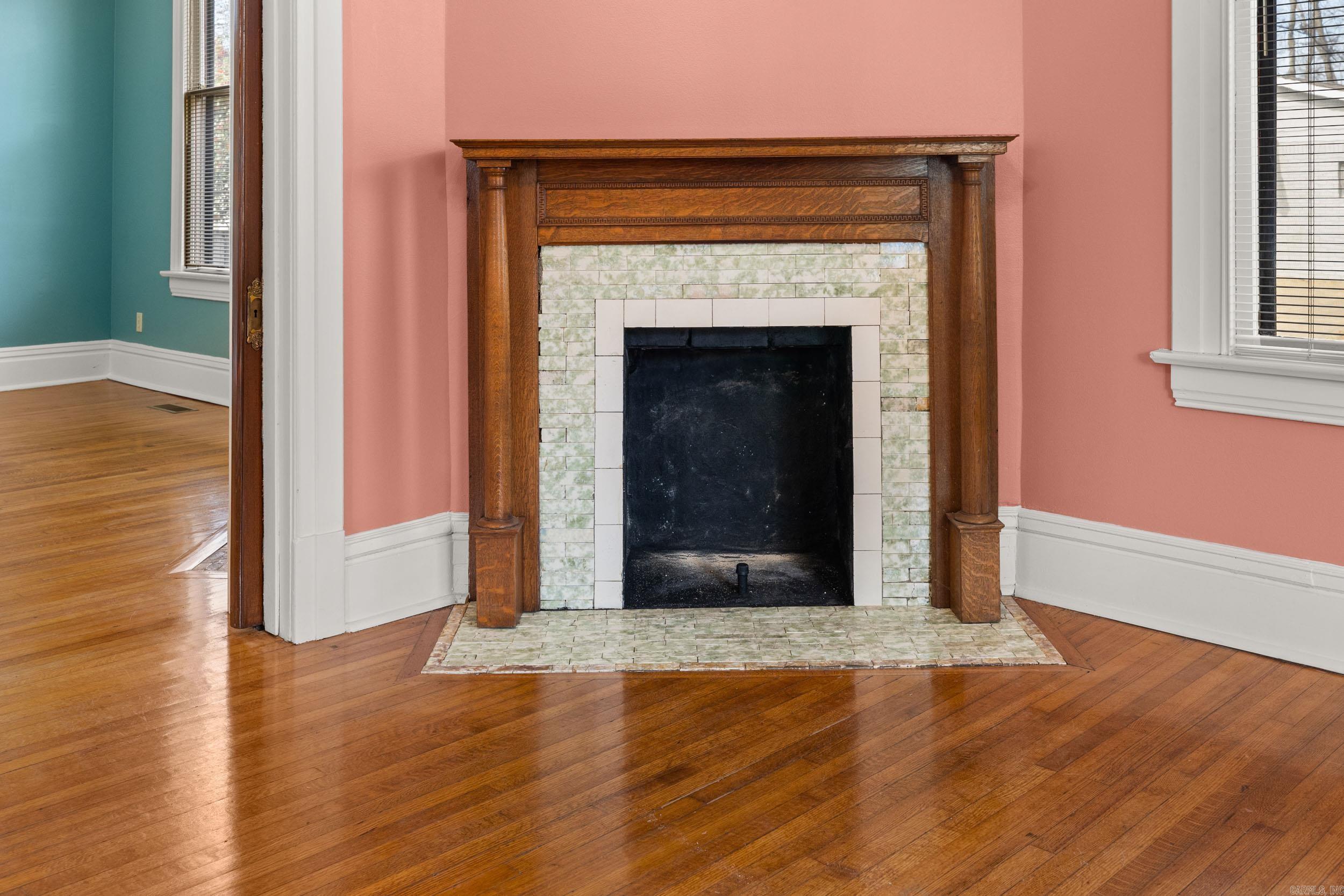 Weldon E Wrights - Residential