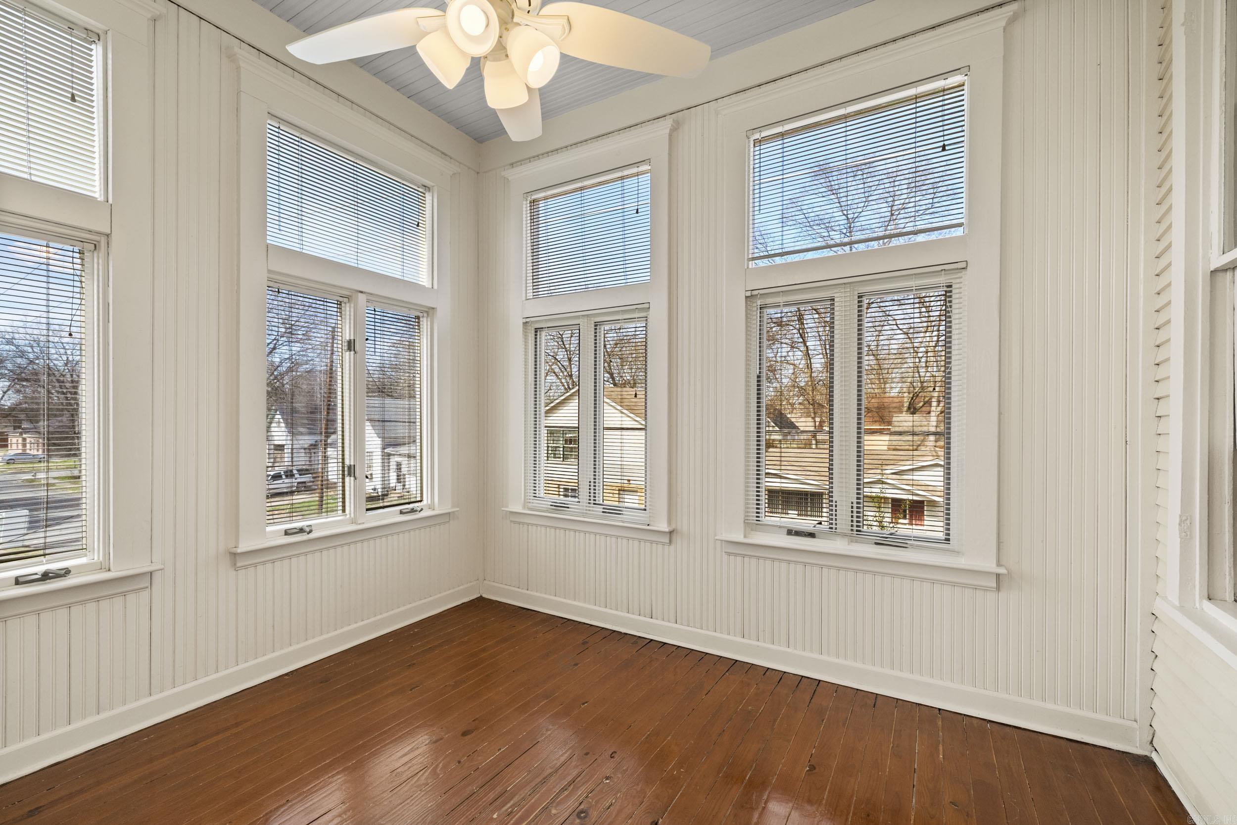 Weldon E Wrights - Residential