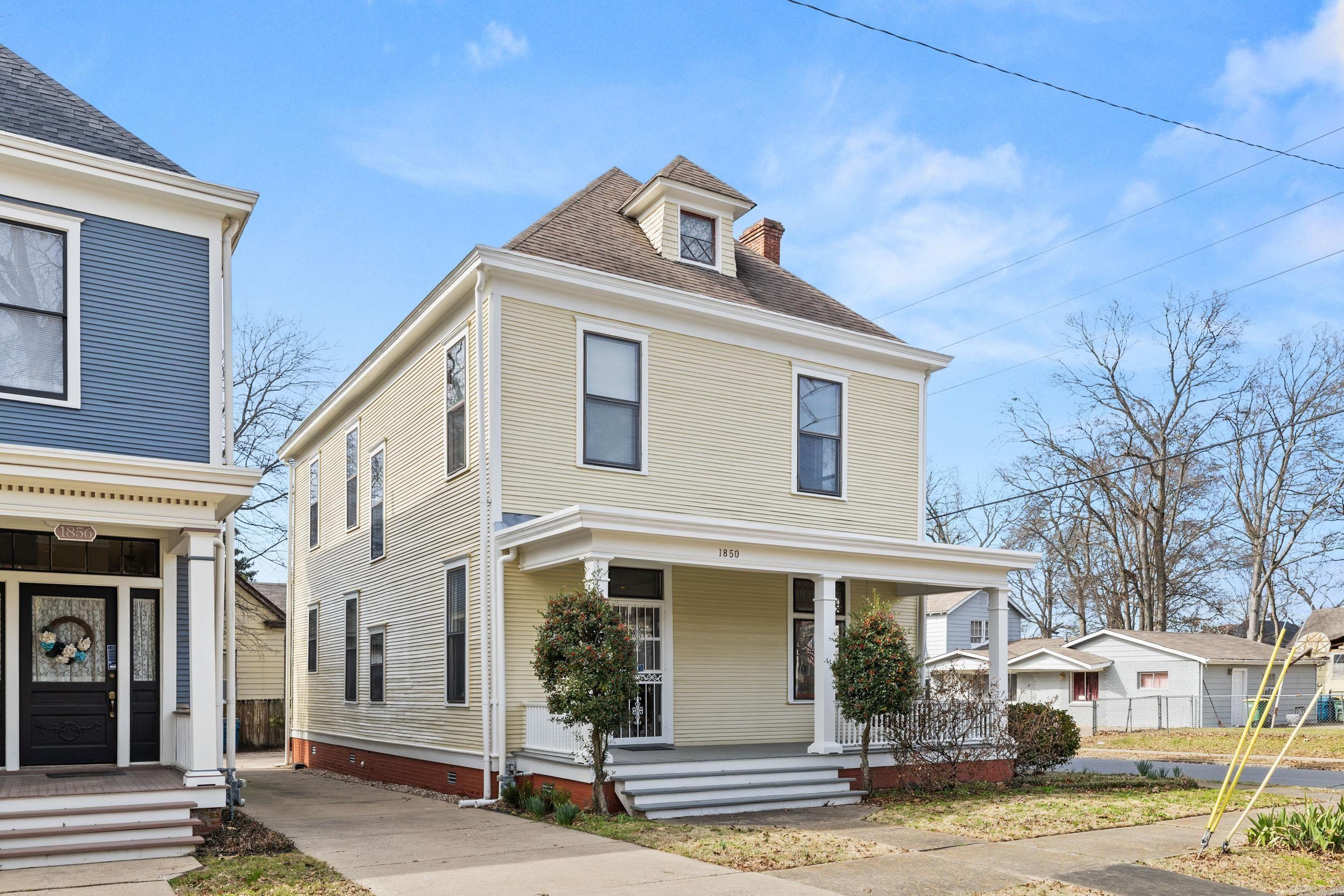 Weldon E Wrights - Residential