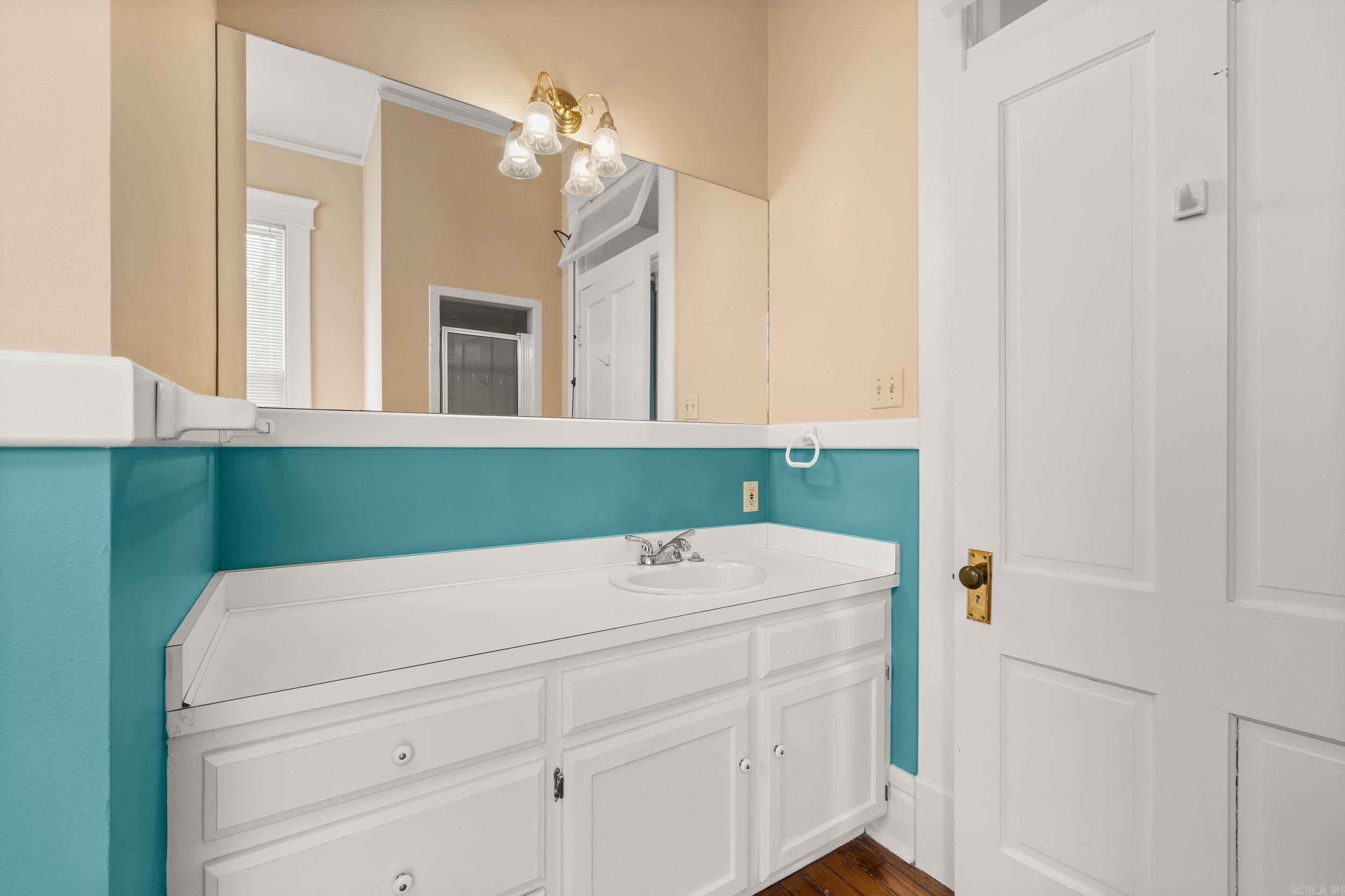 Weldon E Wrights - Residential