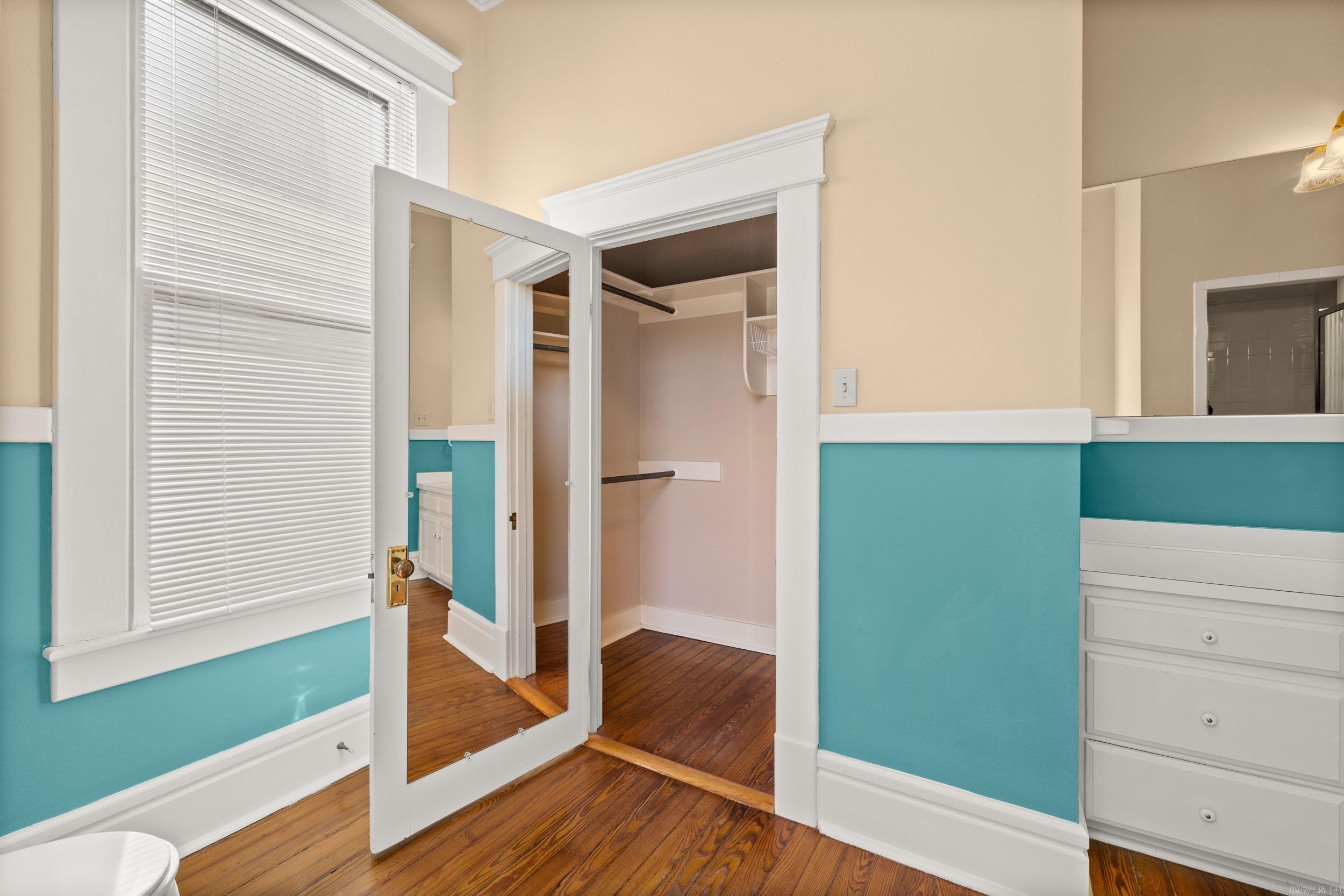 Weldon E Wrights - Residential