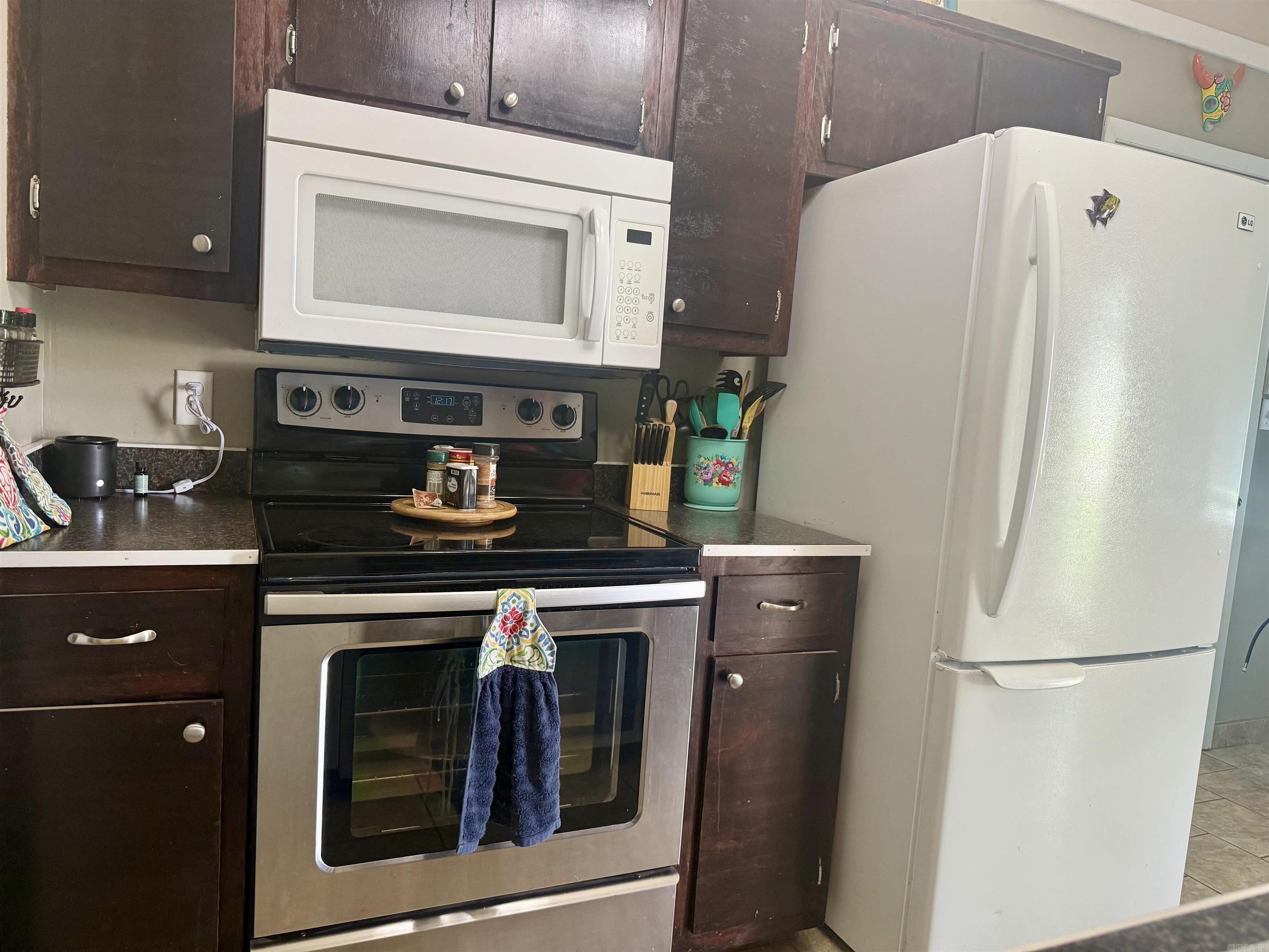 BROOKSIDE - Residential