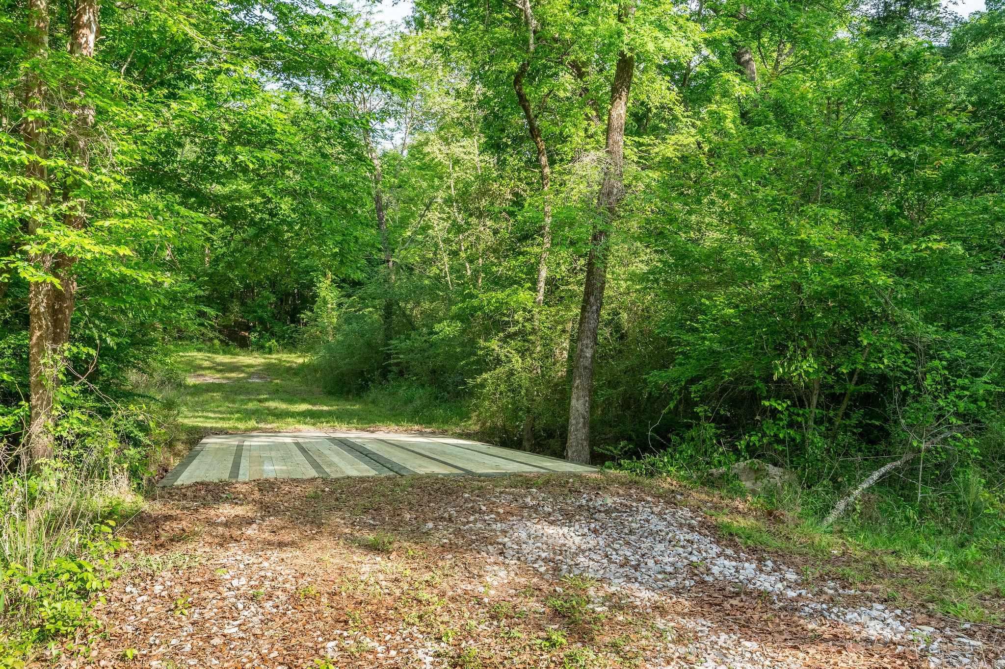 Metes & Bounds - Land