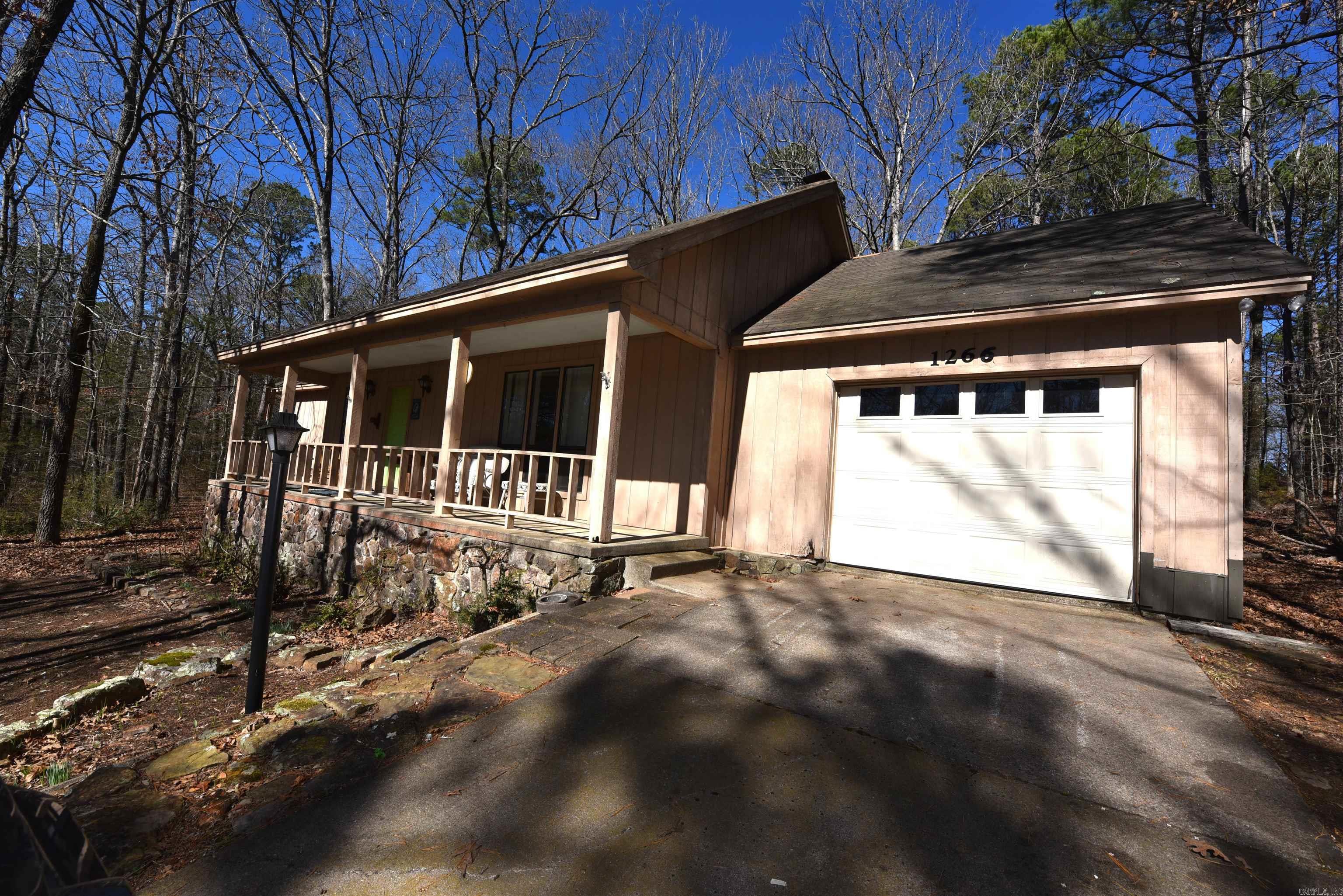 HAMILTON HILLS - Residential