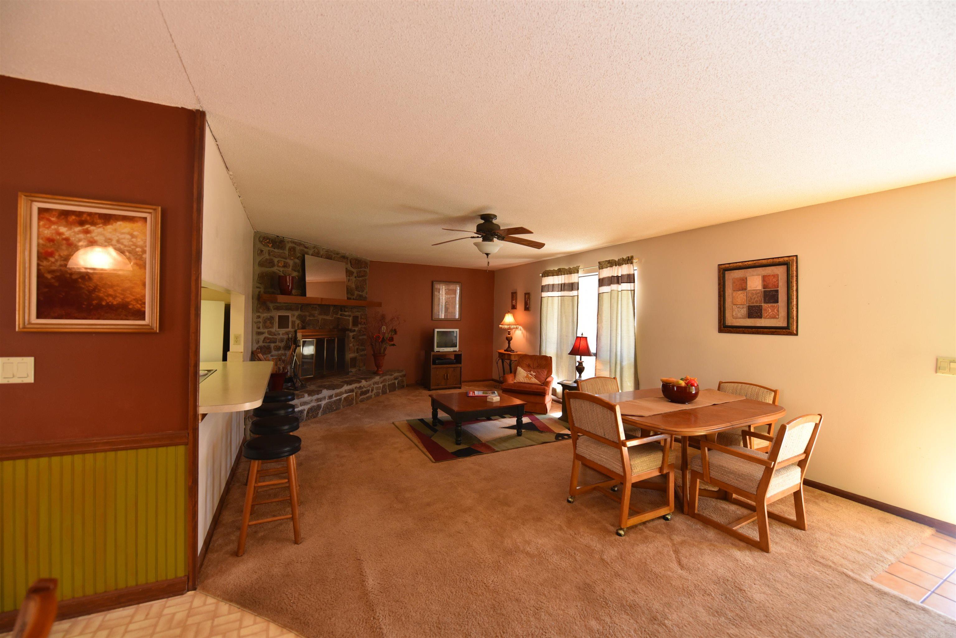 HAMILTON HILLS - Residential