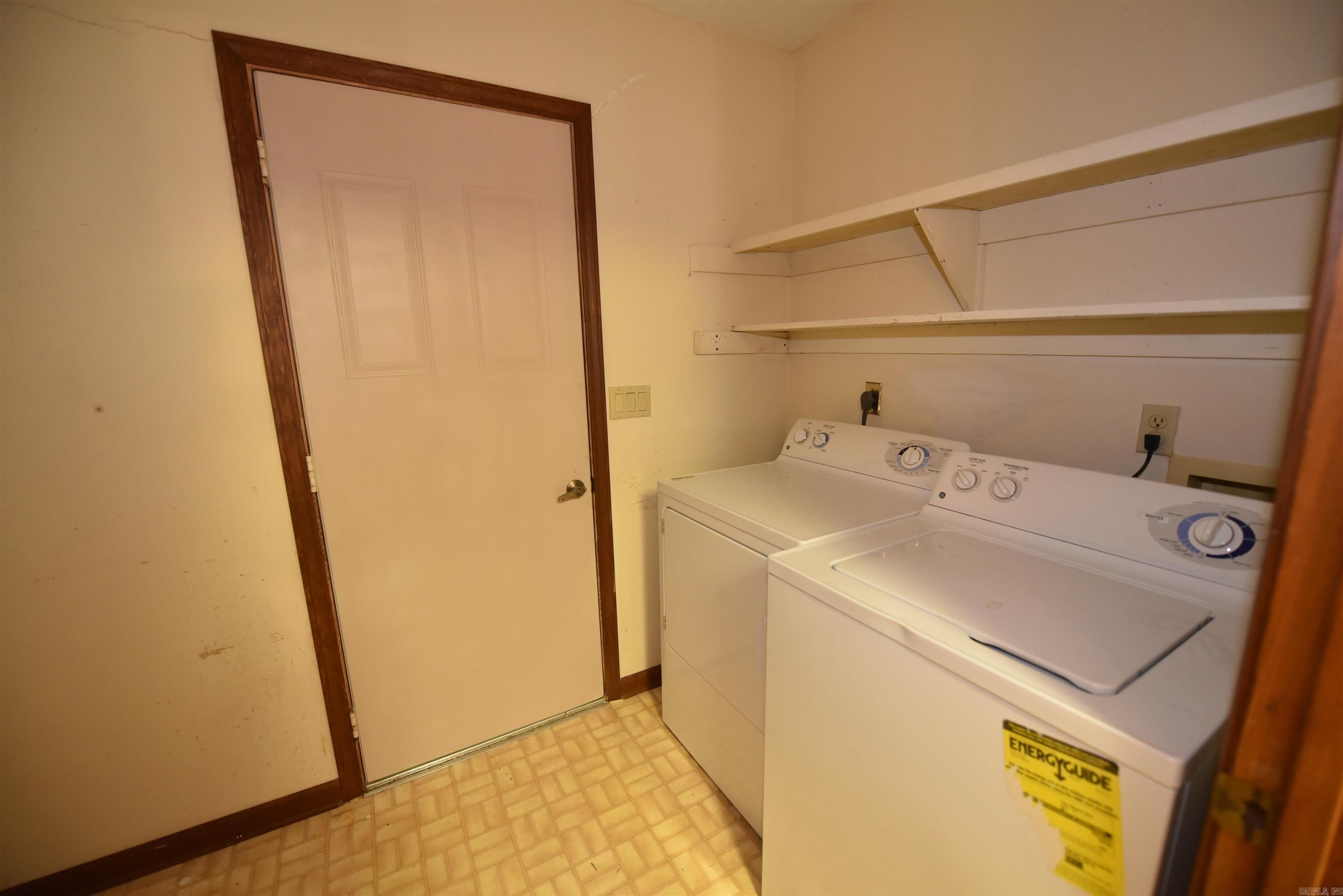 HAMILTON HILLS - Residential