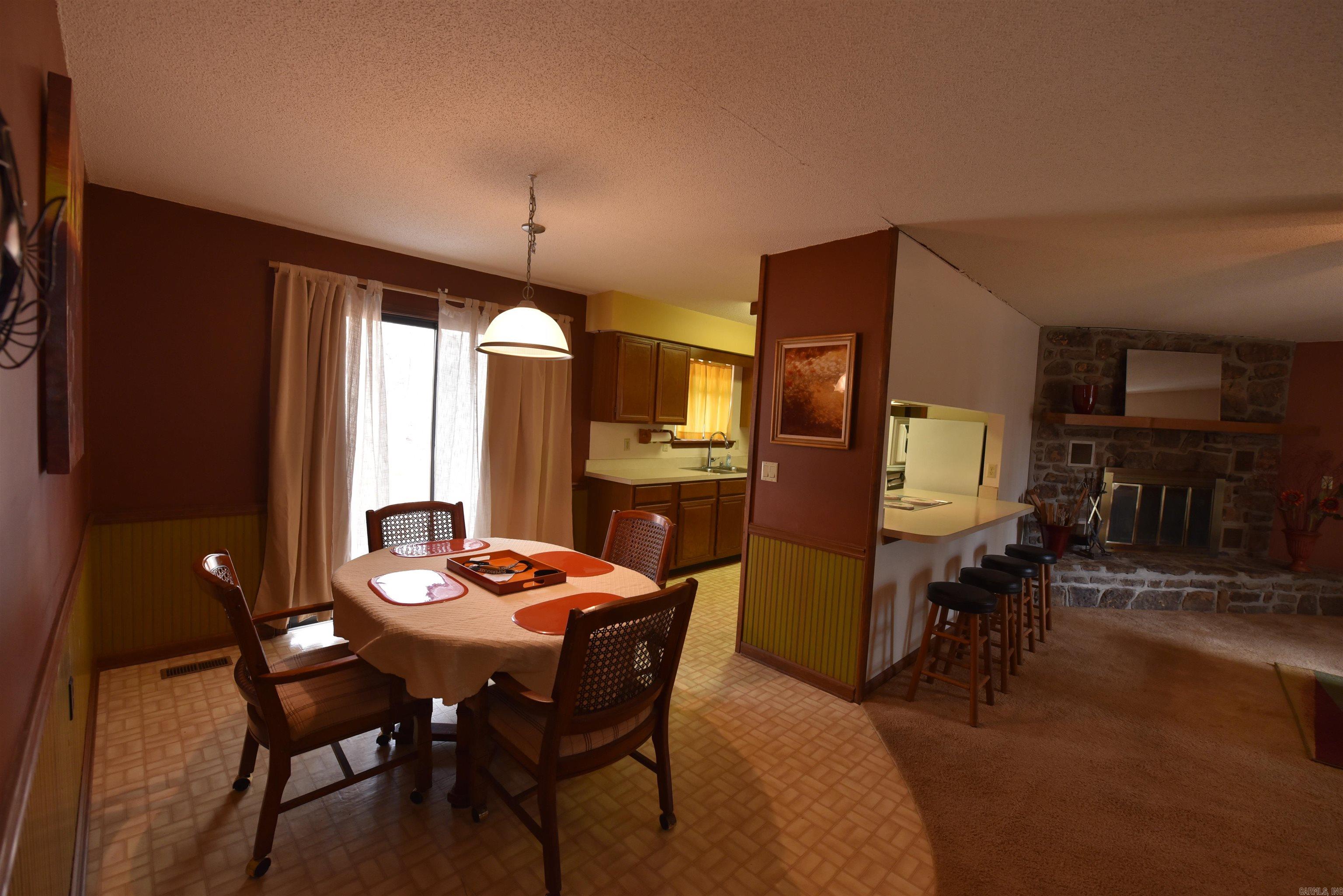 HAMILTON HILLS - Residential