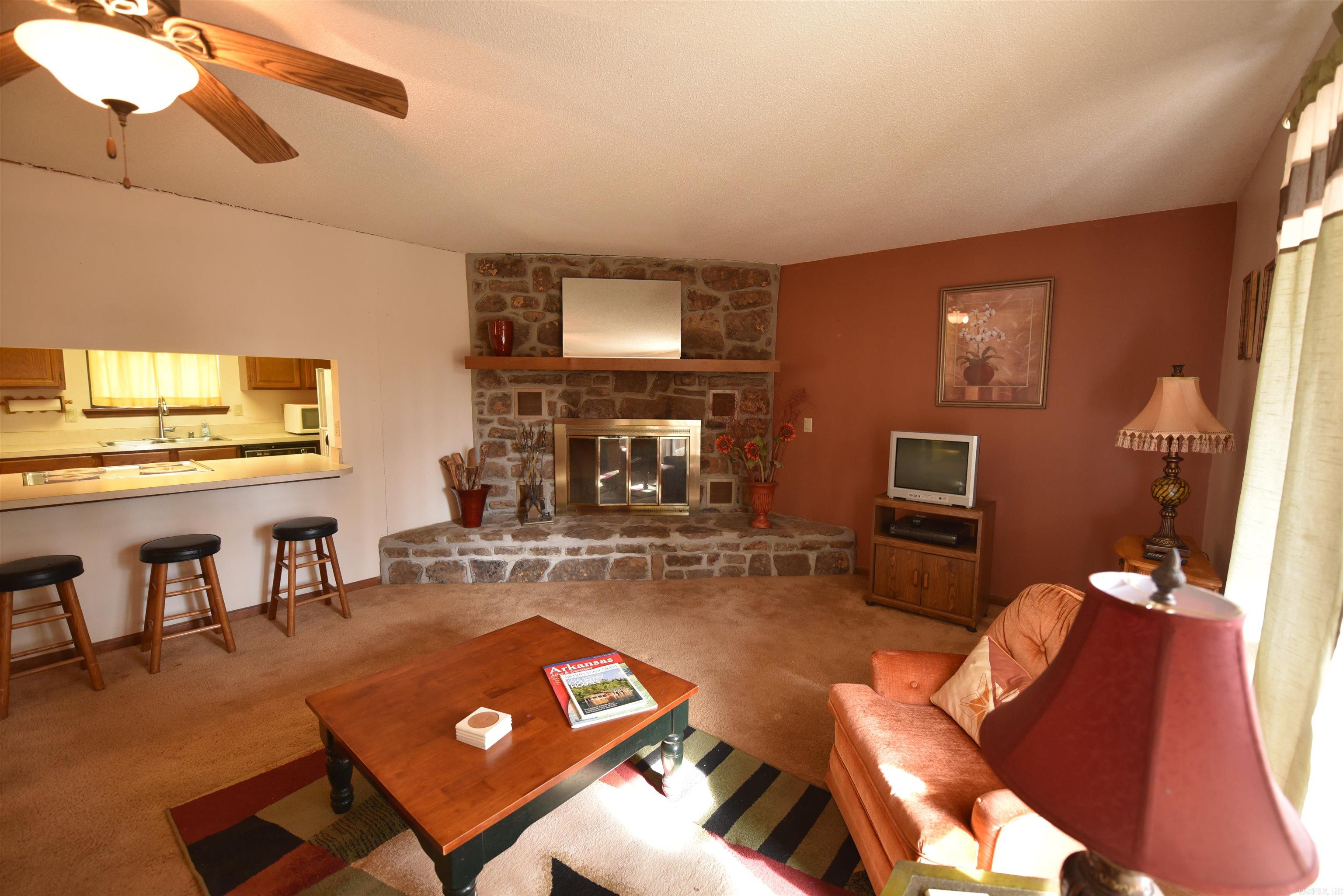 HAMILTON HILLS - Residential