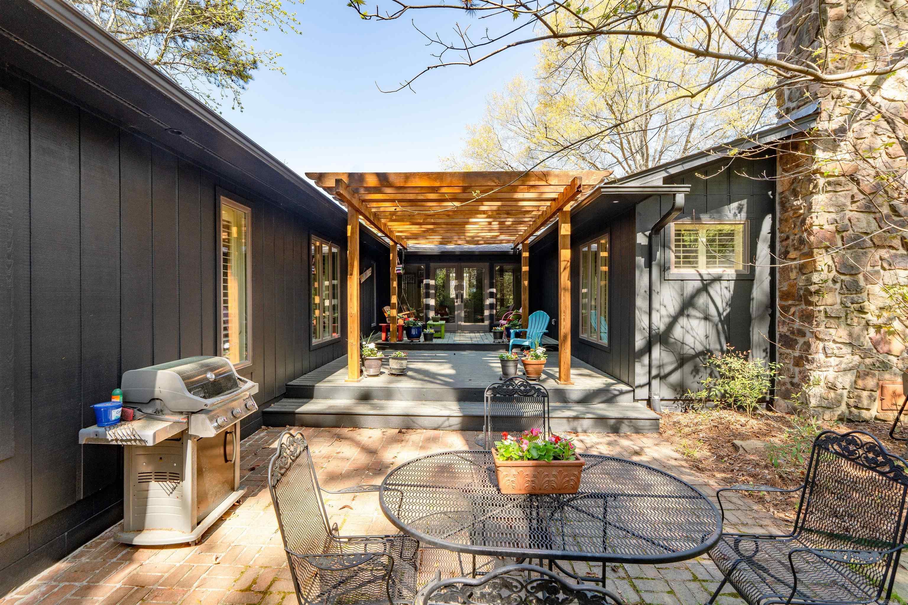 Riviera Estates - Residential