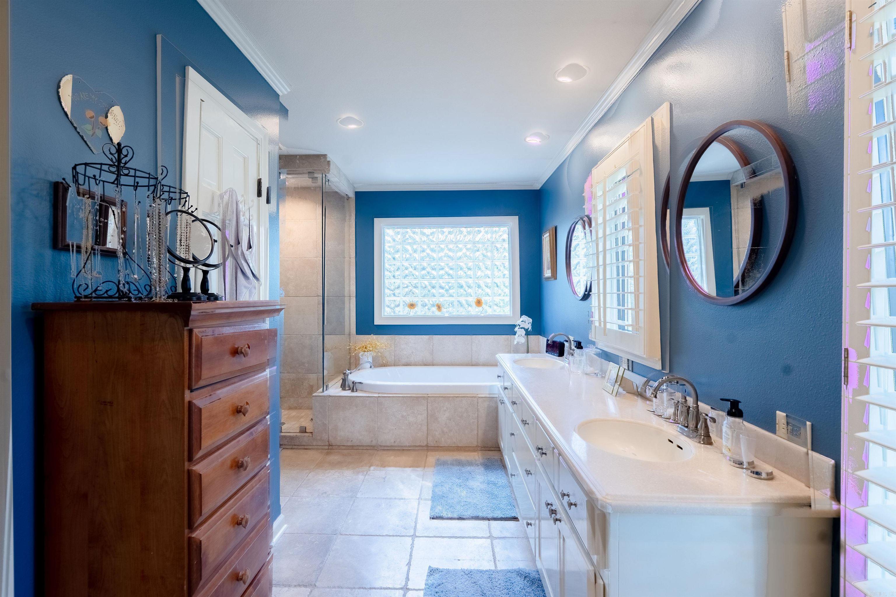 Riviera Estates - Residential