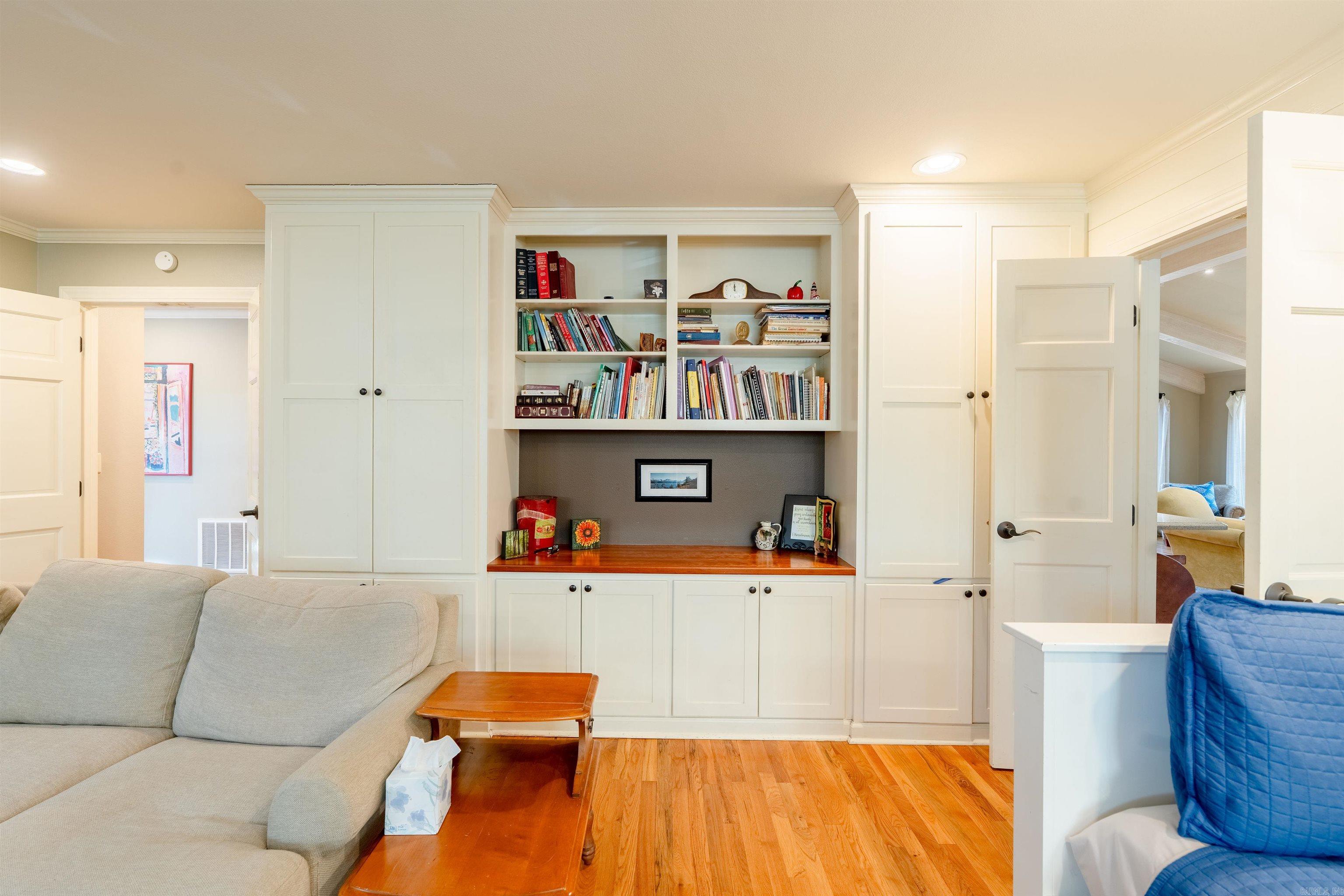 Riviera Estates - Residential