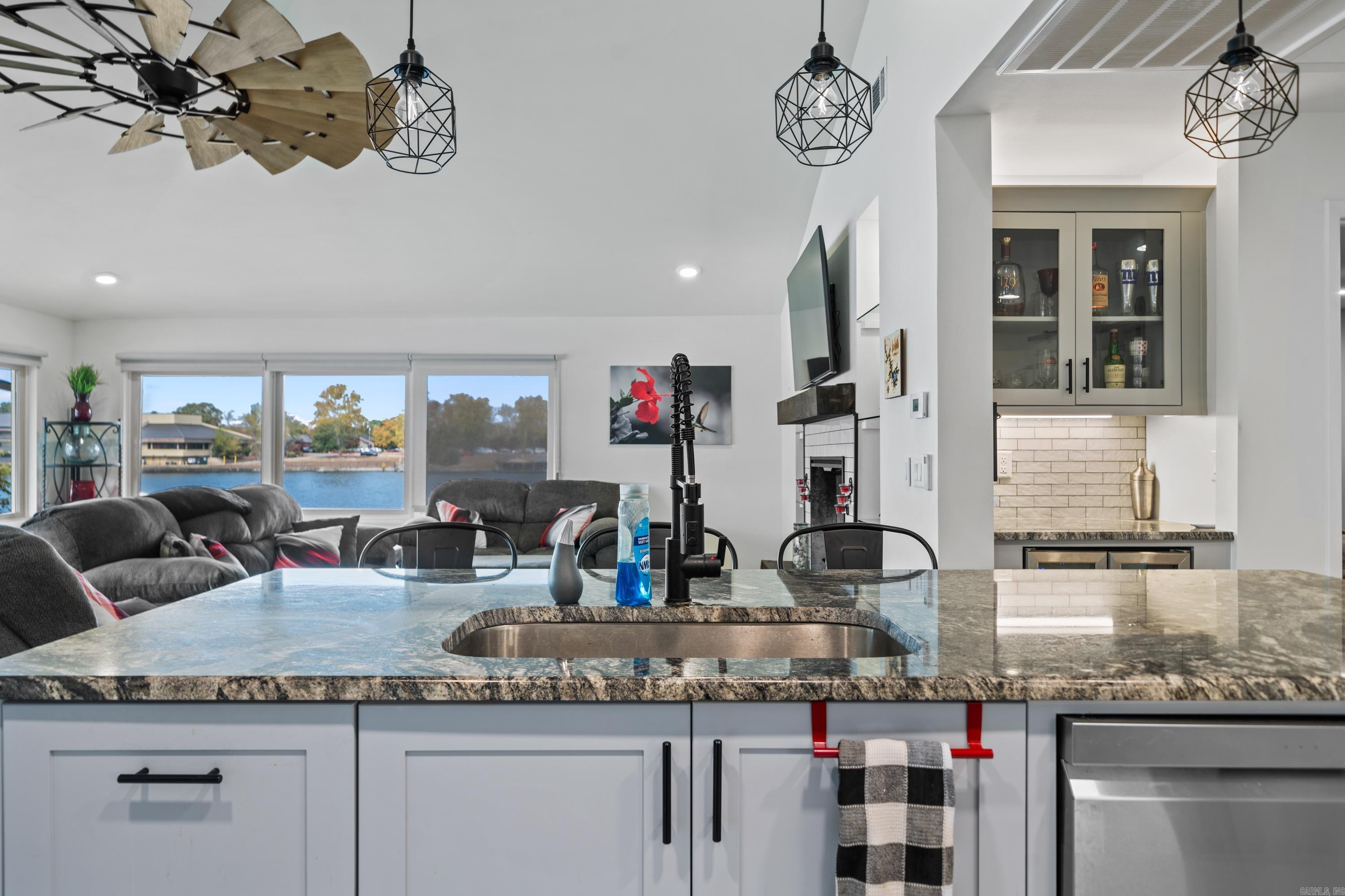 Pier West HPR - Residential