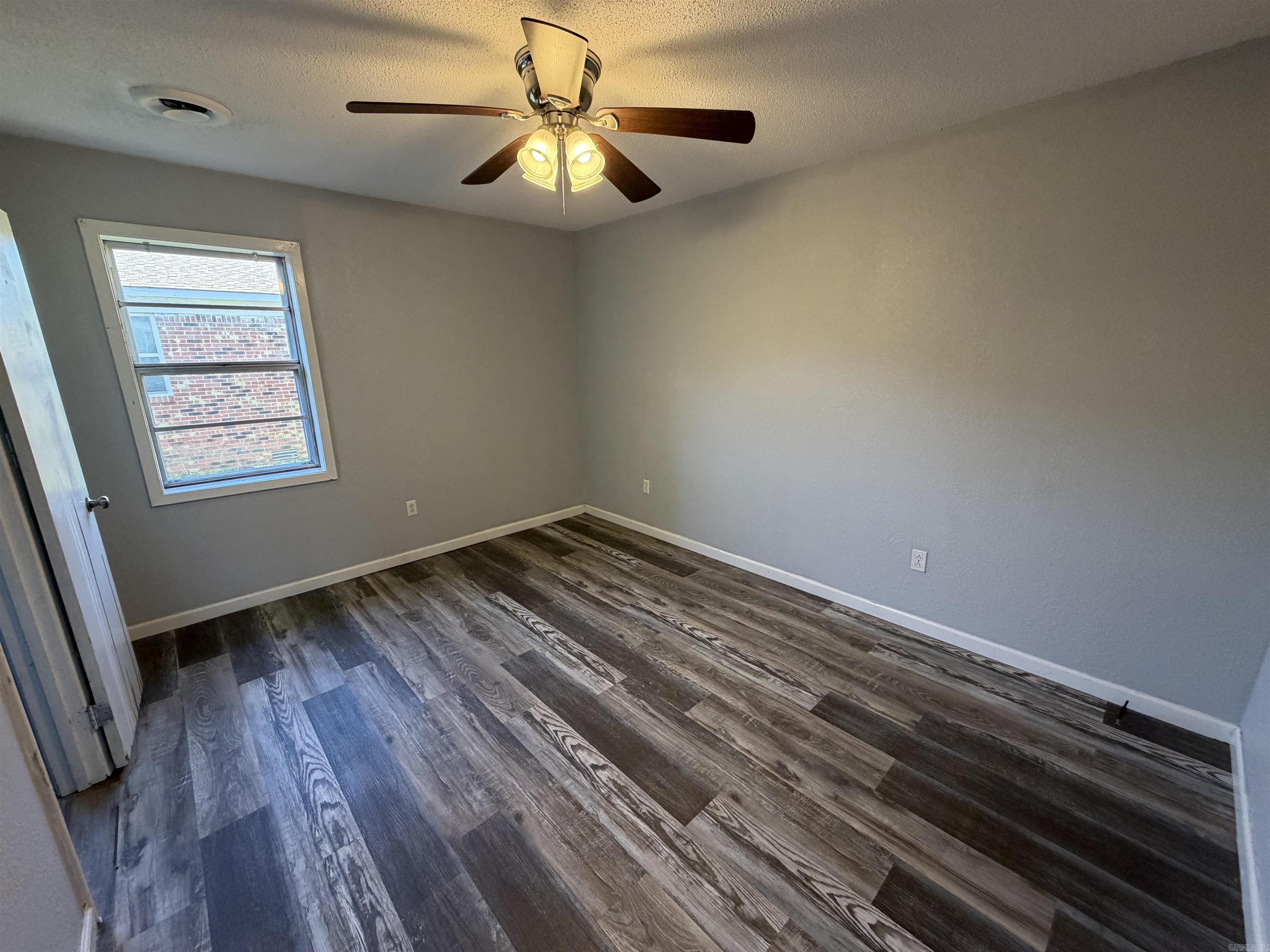 BALDWIN & COLLIER - Residential