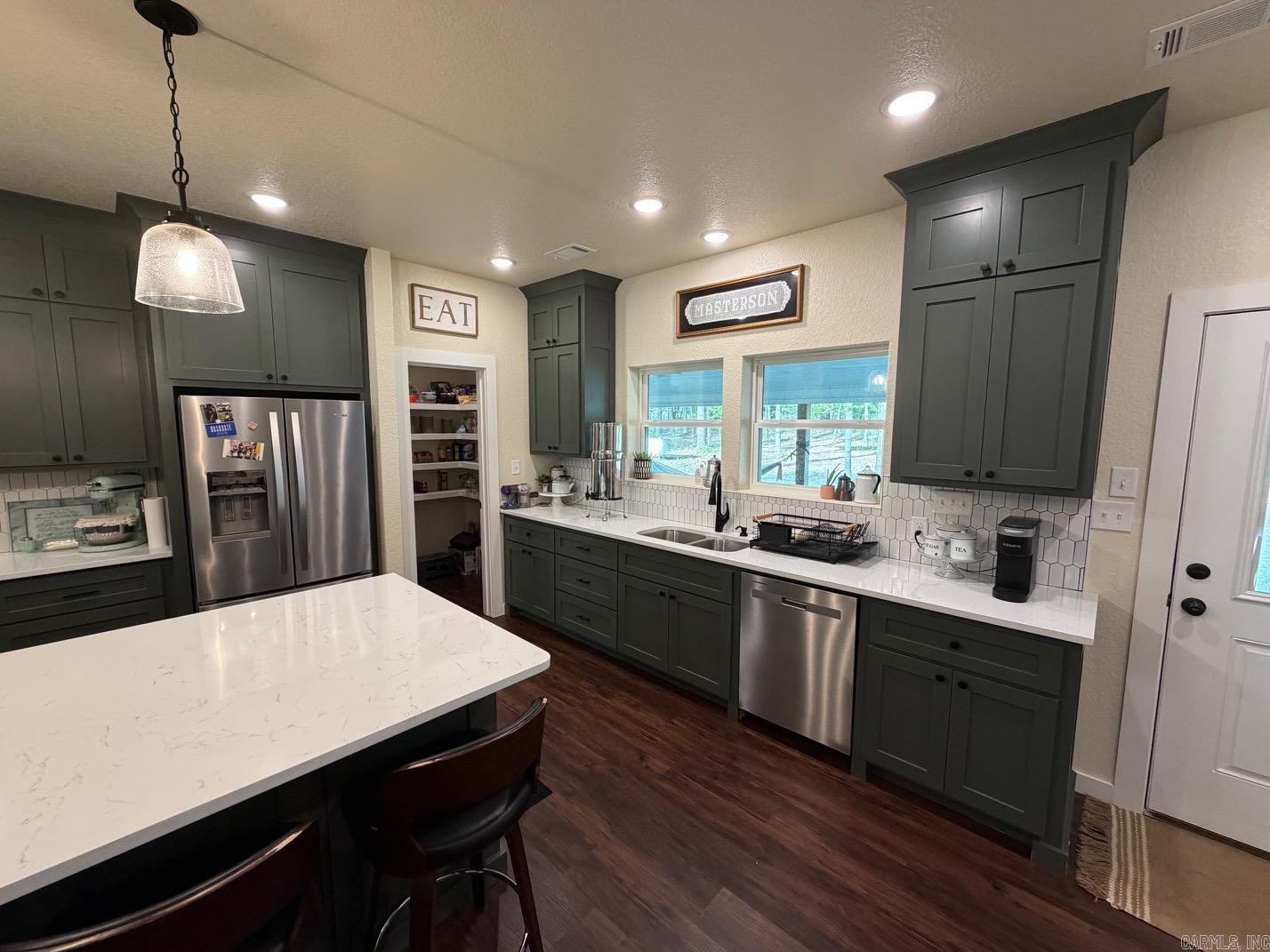 CADRON CREEK ESTATES - Residential