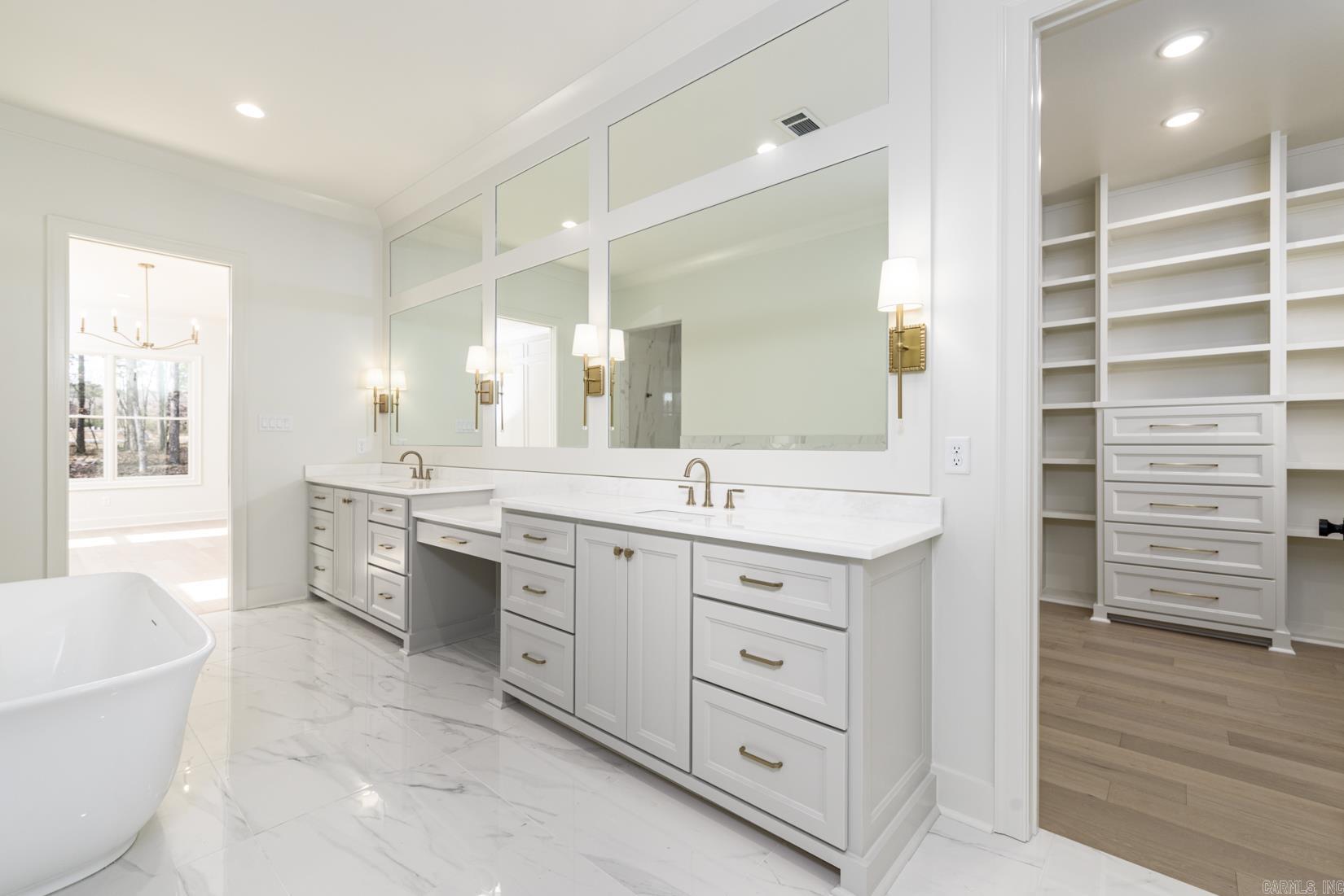 CHENAL VALLEY MIRAMAR PLACE - LI - Residential