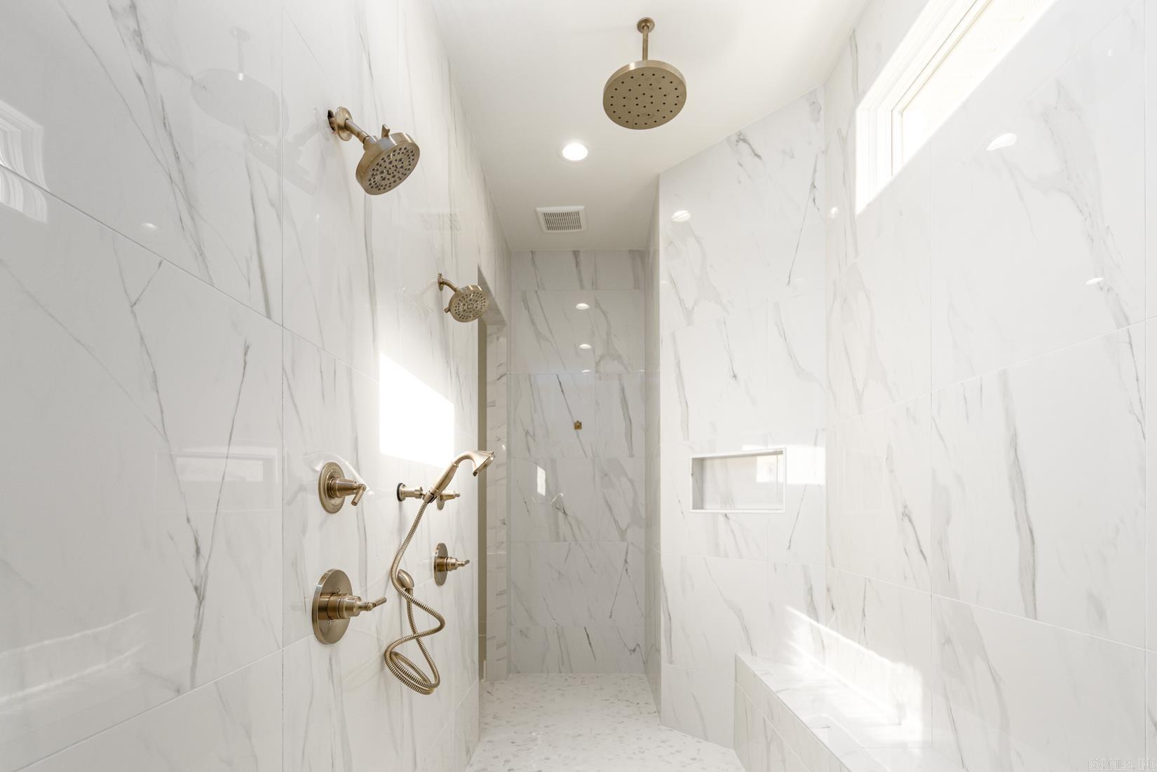 CHENAL VALLEY MIRAMAR PLACE - LI - Residential