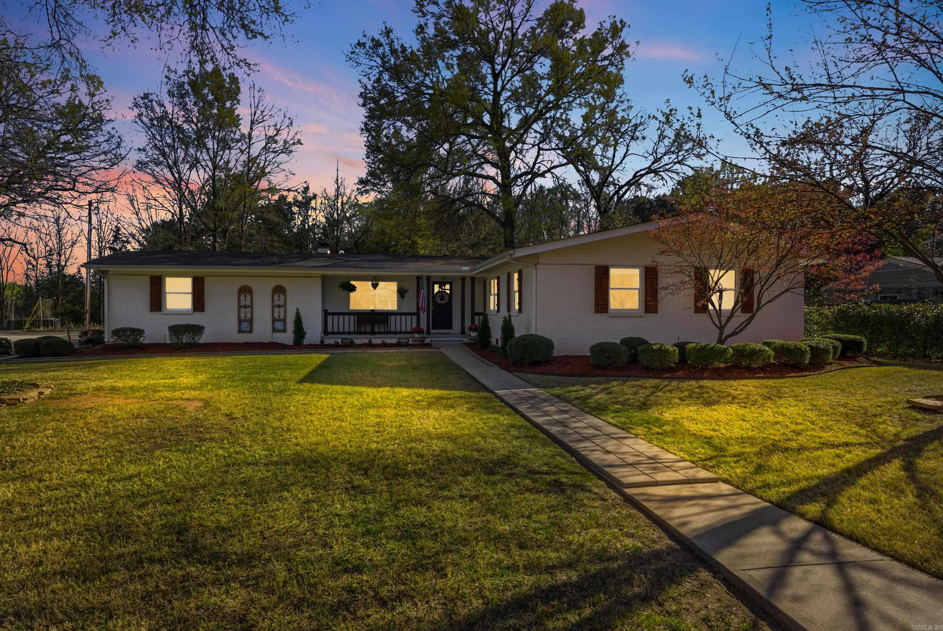 BROOKHAVEN - Residential