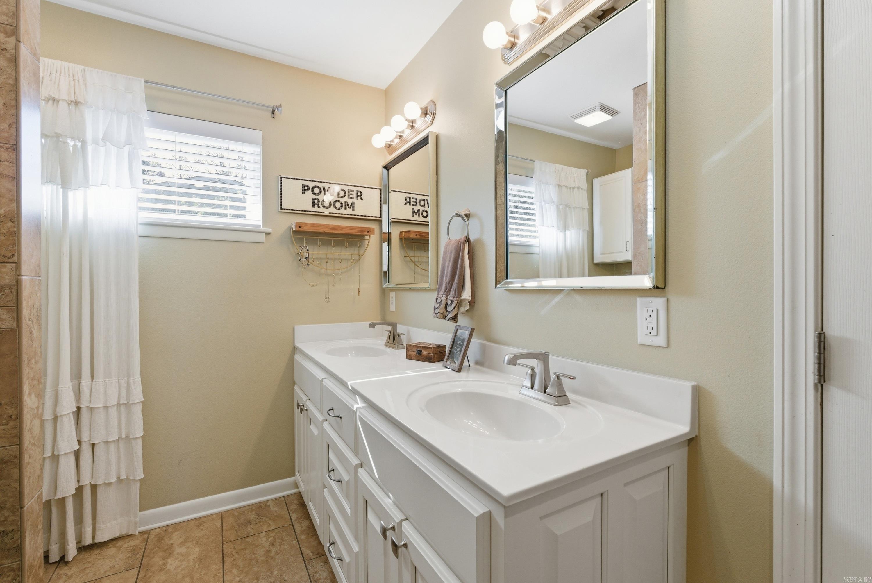 BROOKHAVEN - Residential