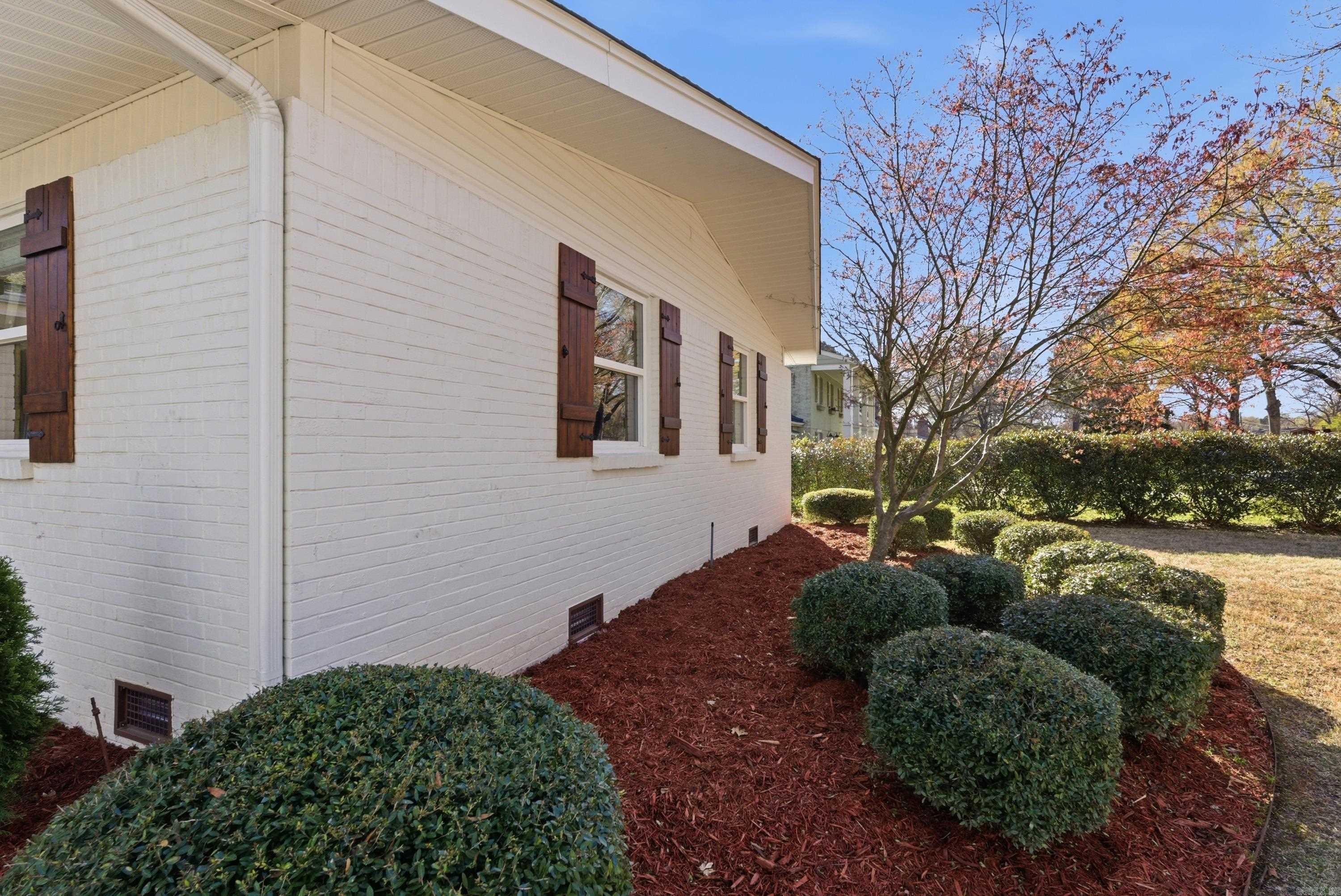 BROOKHAVEN - Residential