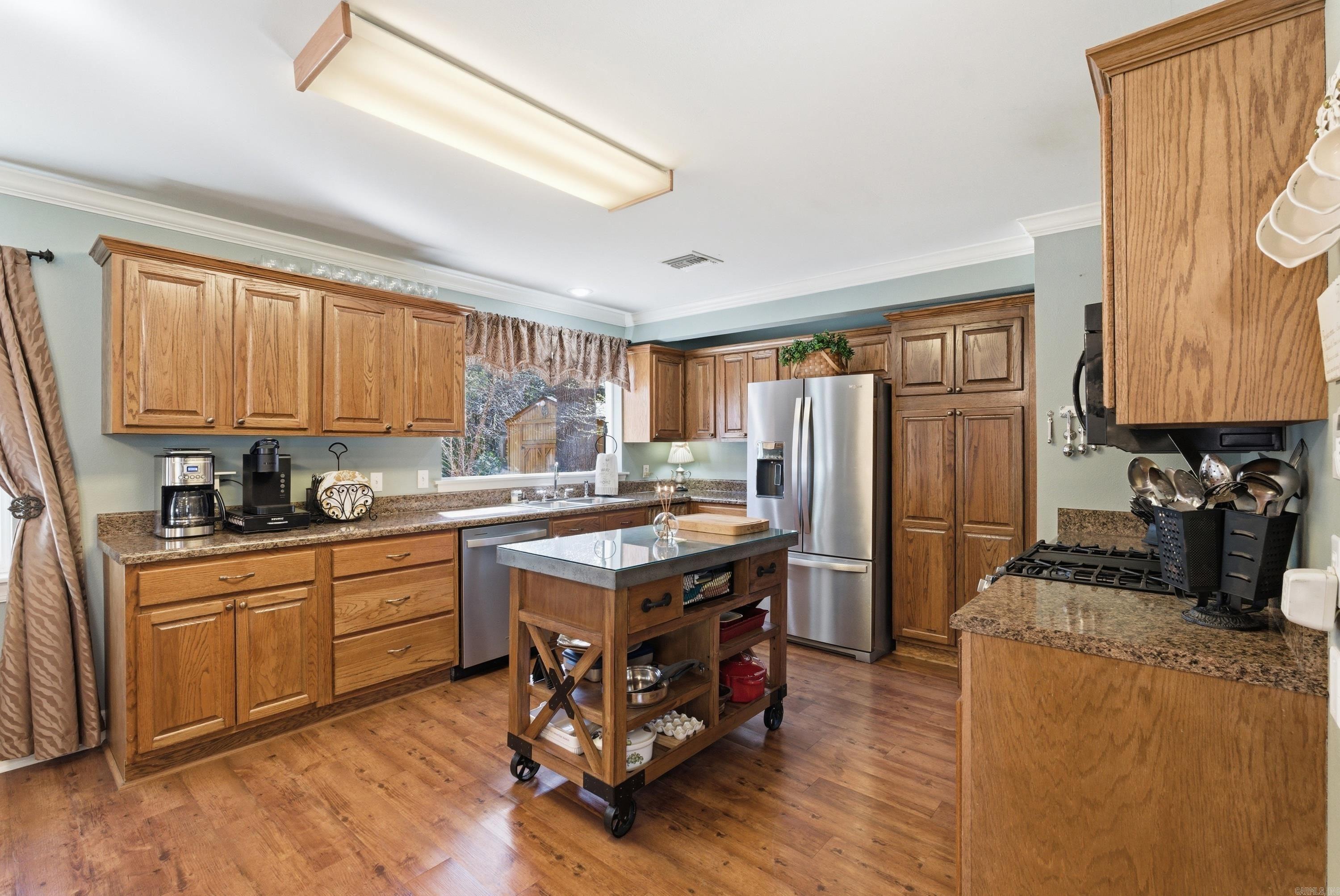 BROOKHAVEN - Residential