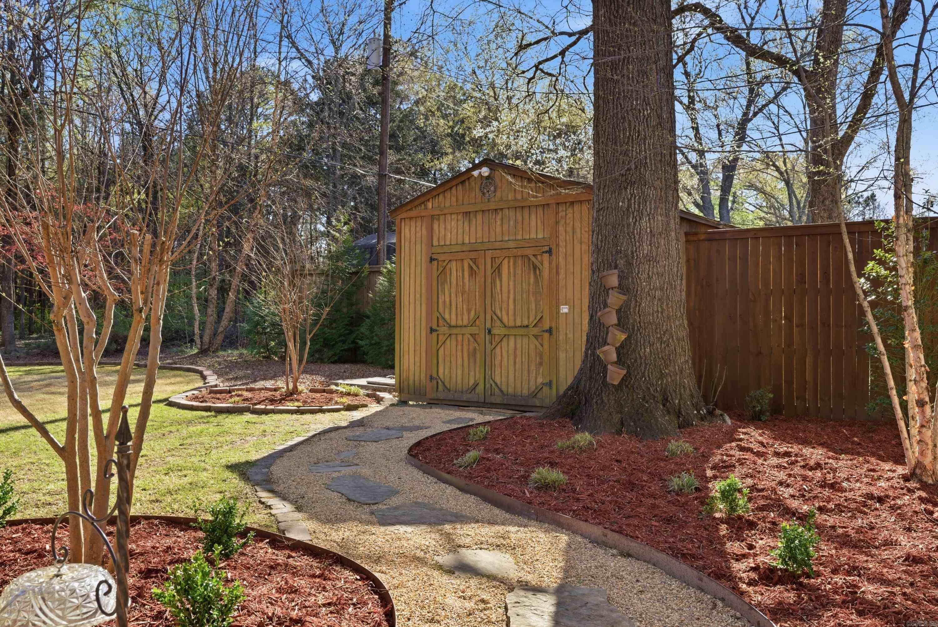 BROOKHAVEN - Residential