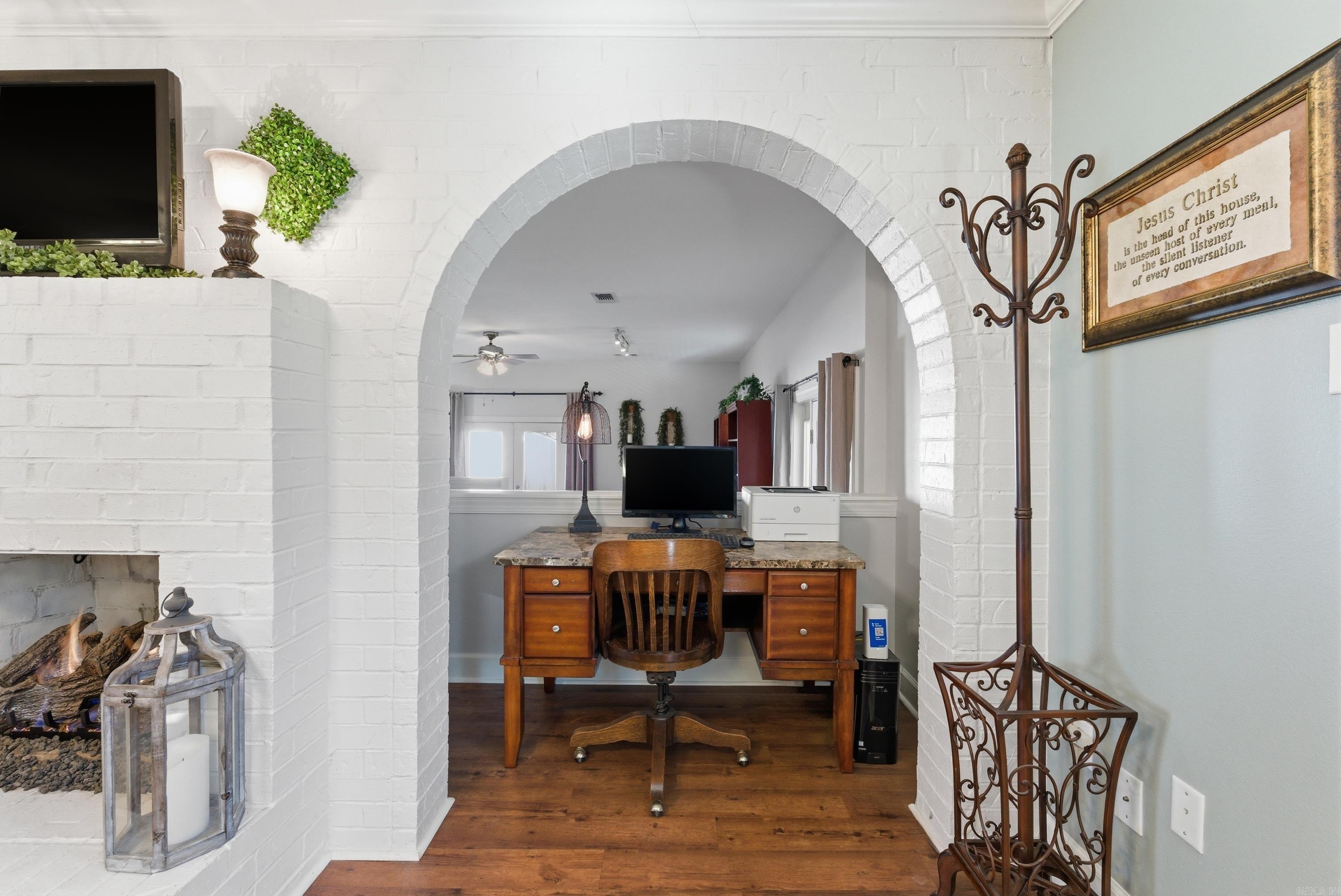 BROOKHAVEN - Residential