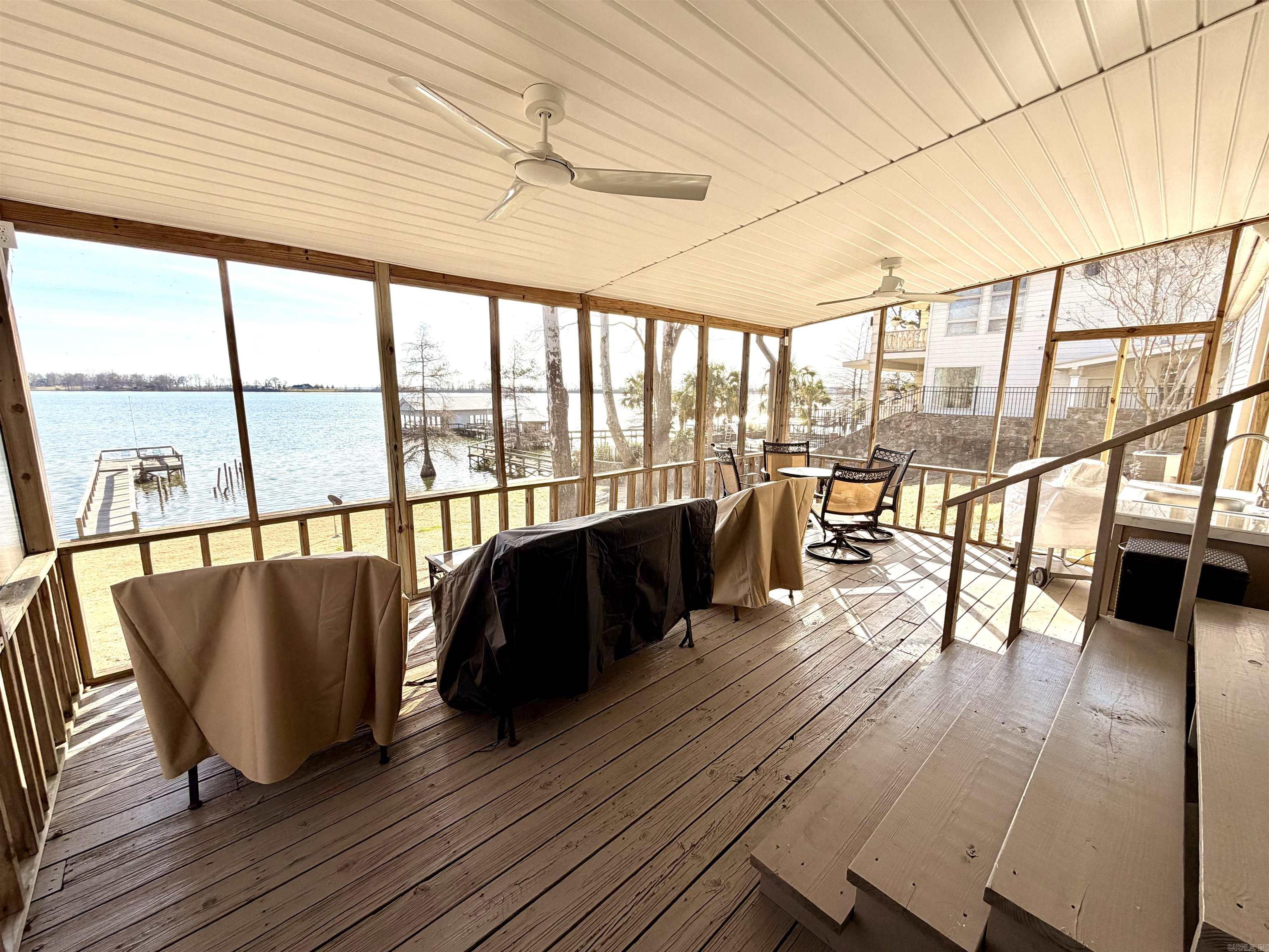 Sunny Shores - Residential