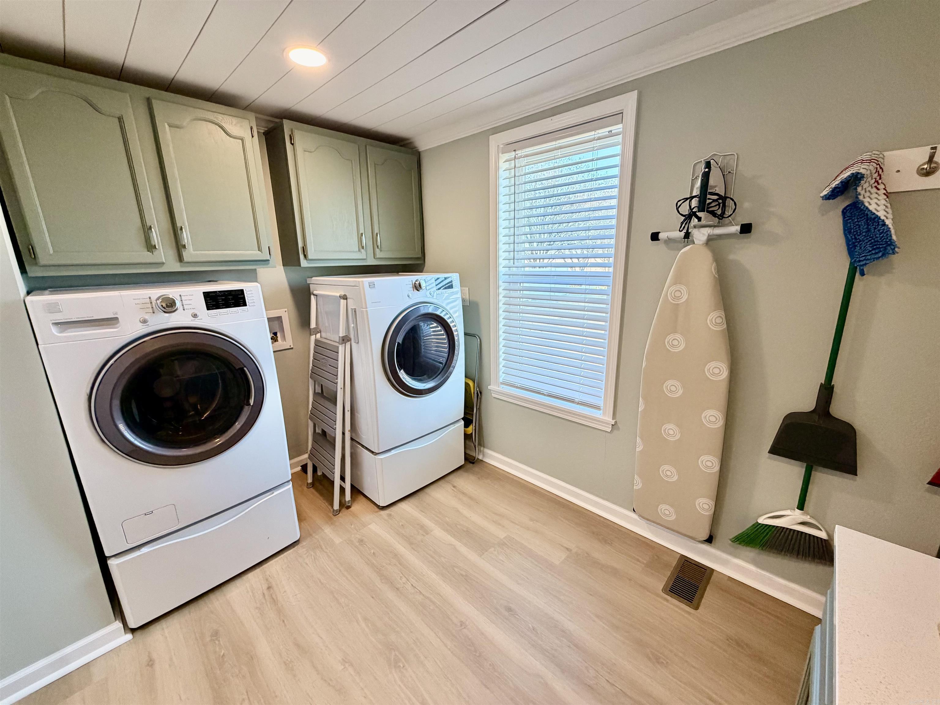 Sunny Shores - Residential