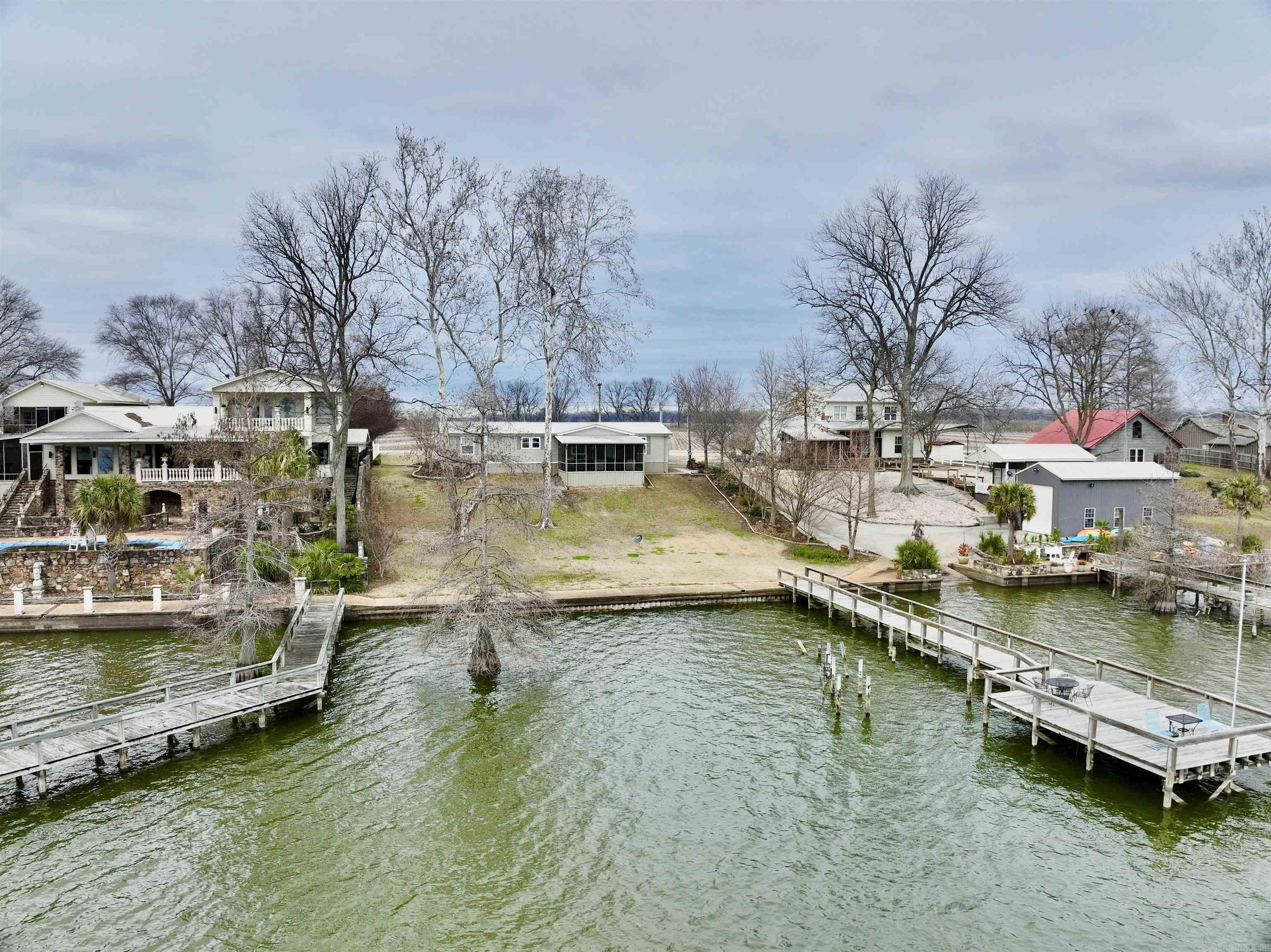 Sunny Shores - Residential