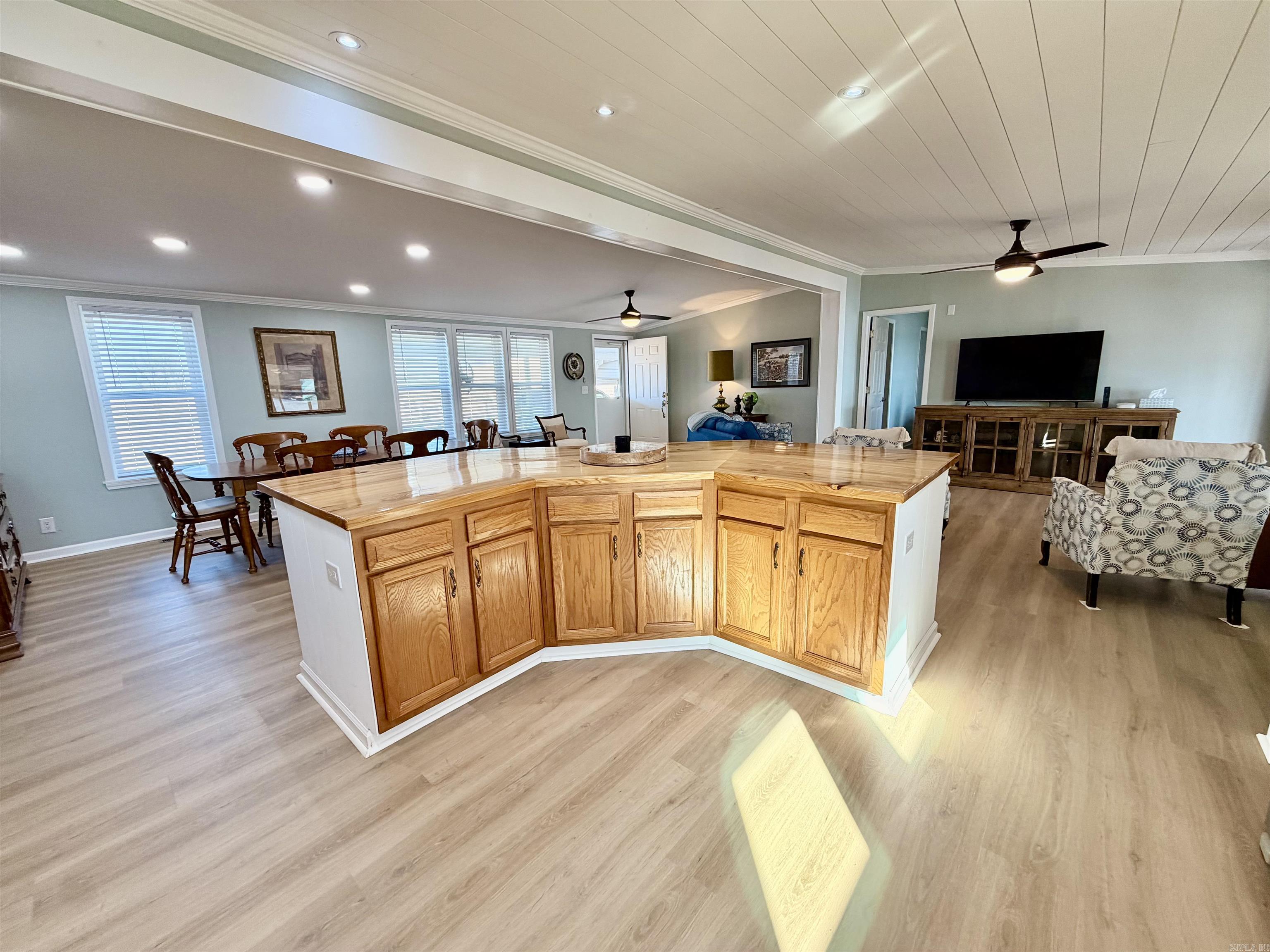 Sunny Shores - Residential