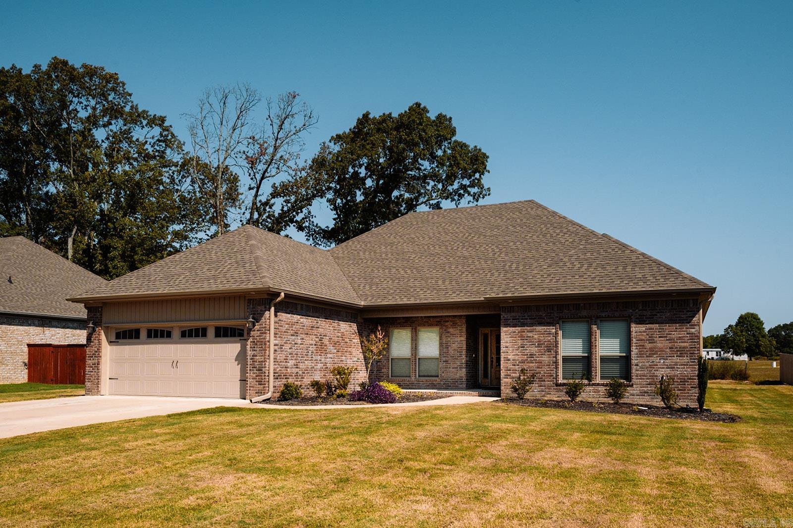 HIDDEN VALLEY ESTATES - Residential