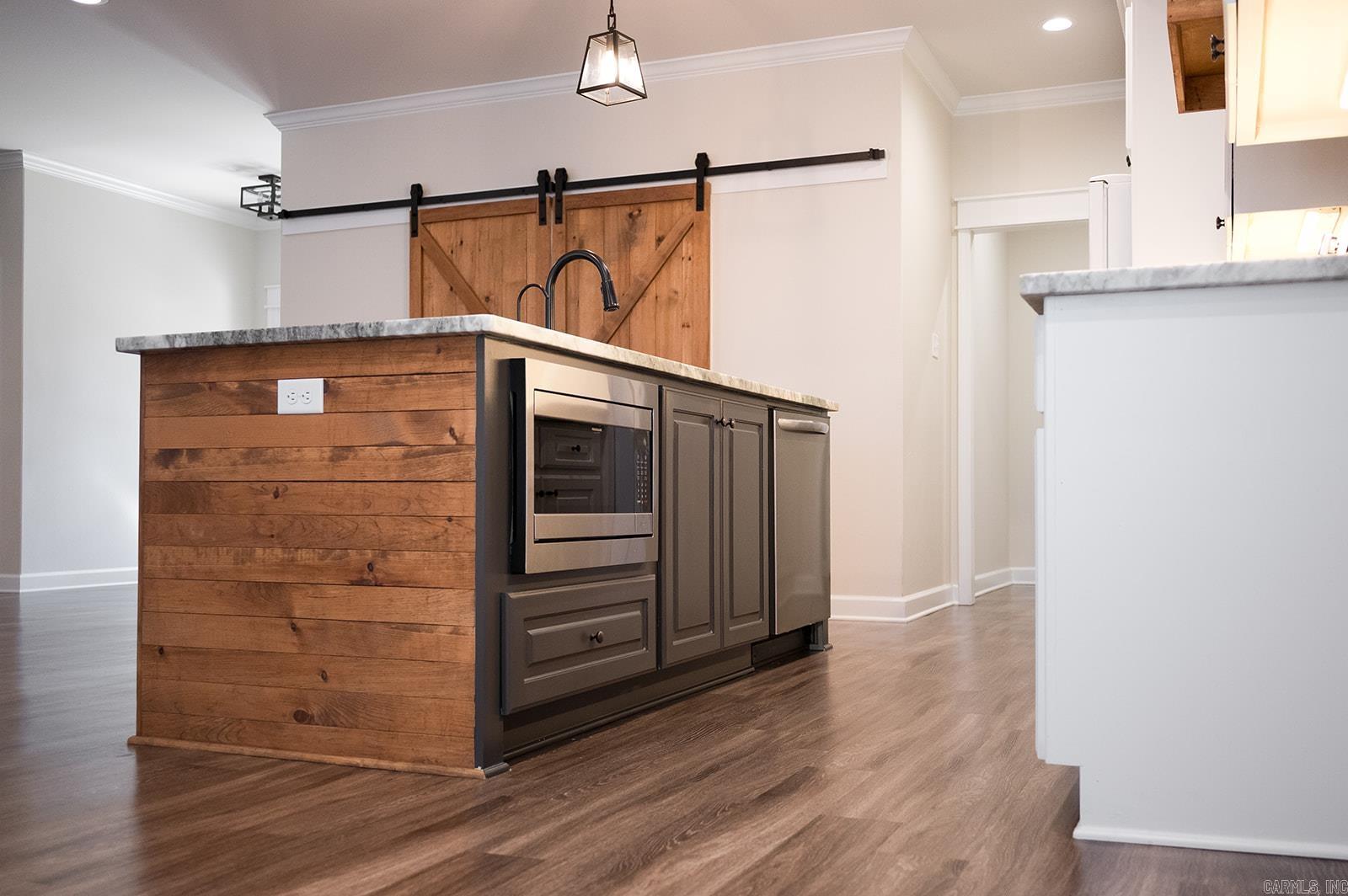 HIDDEN VALLEY ESTATES - Residential