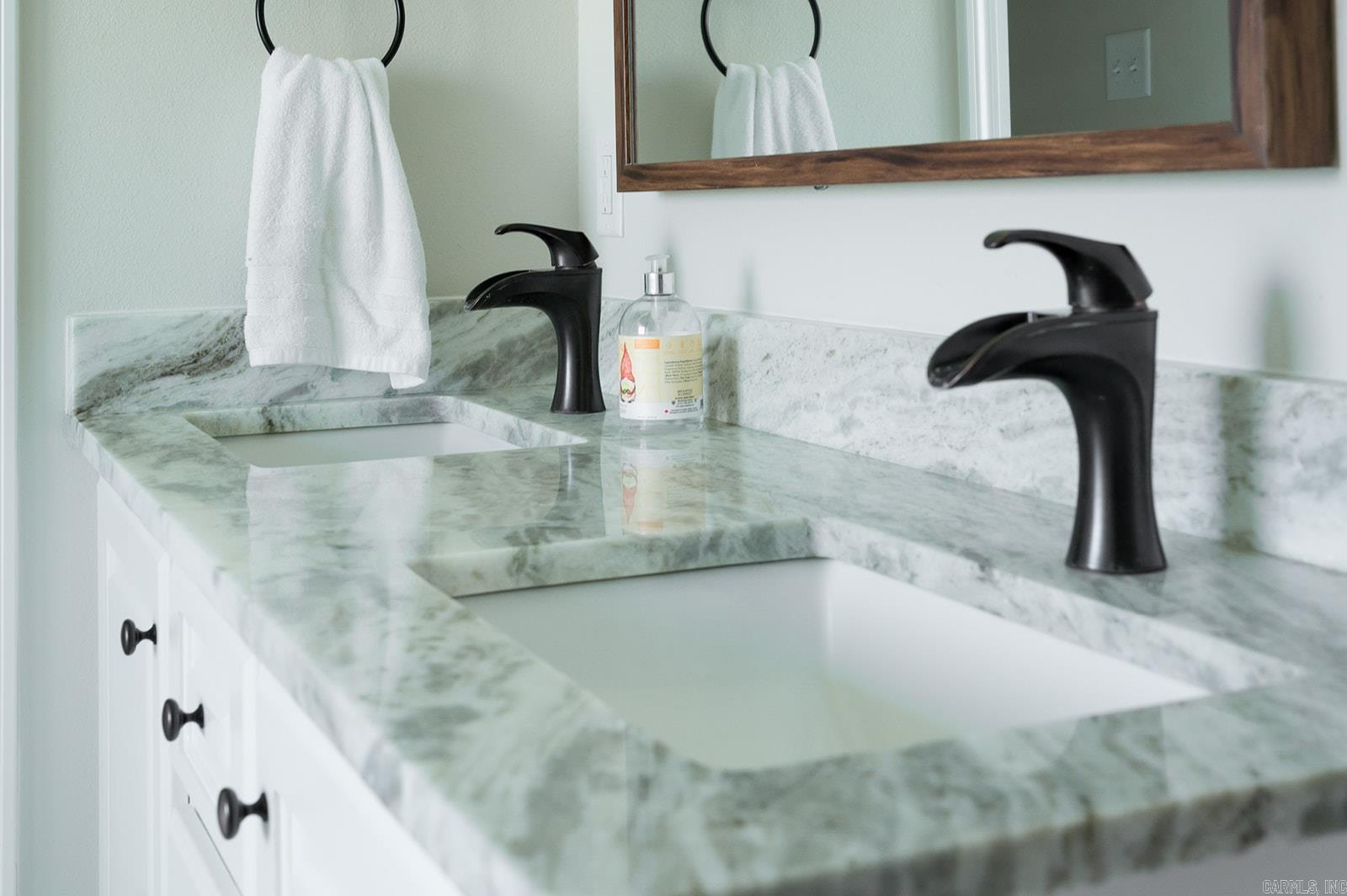 HIDDEN VALLEY ESTATES - Residential